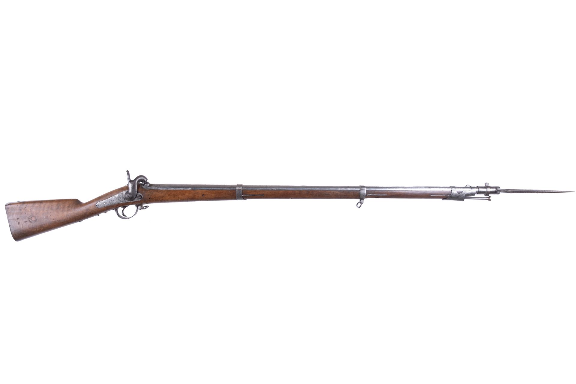 Null 1842年T型步兵打击乐步枪

圆形枪管，有雷同的平面，盖有 "1844 "的印章，后膛盖有 "Mle 1842 T"。

后锁刻有 "Mre Rle&hellip;