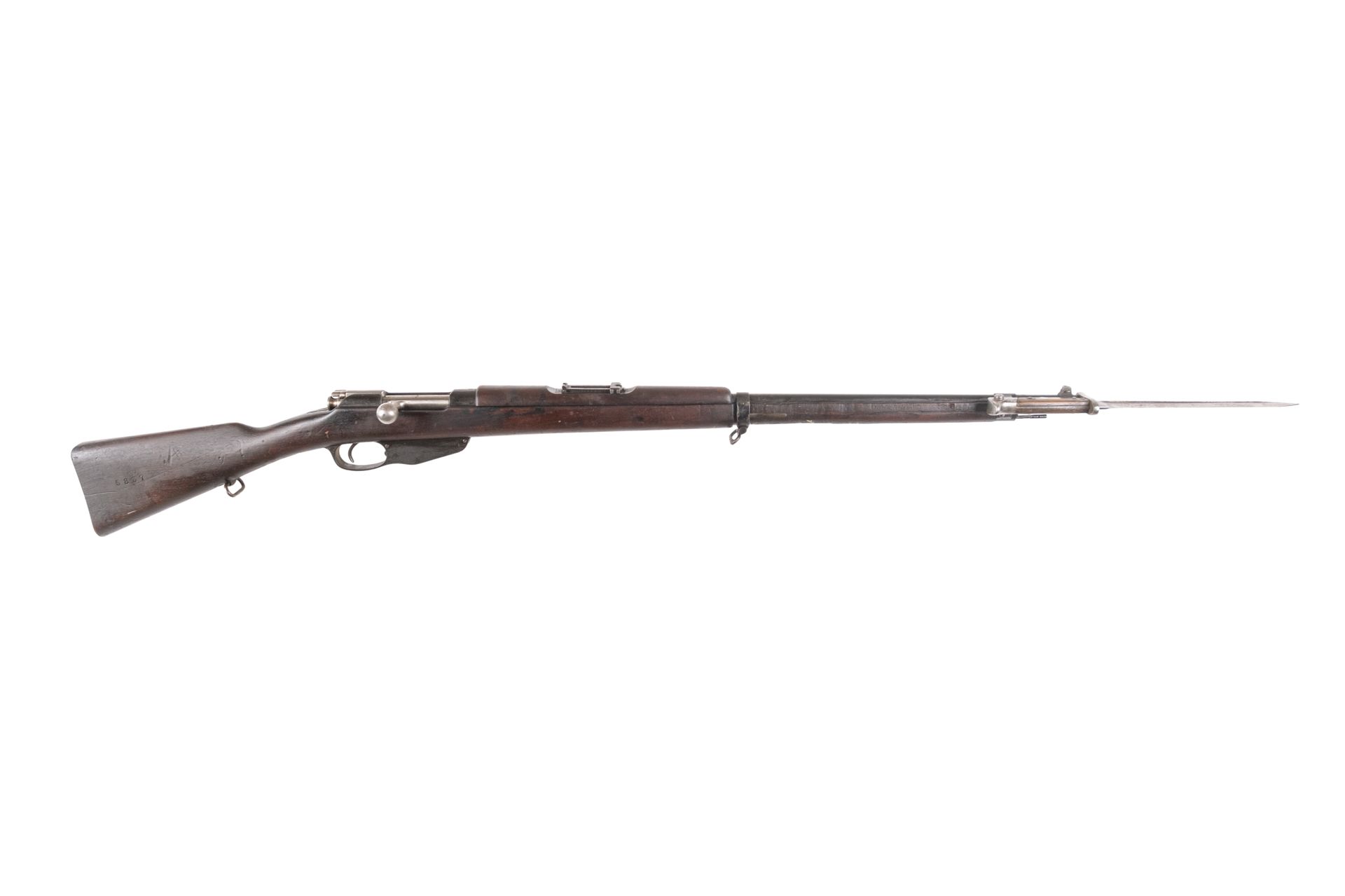 Null 奥地利曼利歇尔1892型步枪，口径6.5毫米。

圆形枪管，有雷鸣般的蛙声，1892年。枪托 "STEYR 1893"。

镀铜的铁质配件。

胡桃木&hellip;