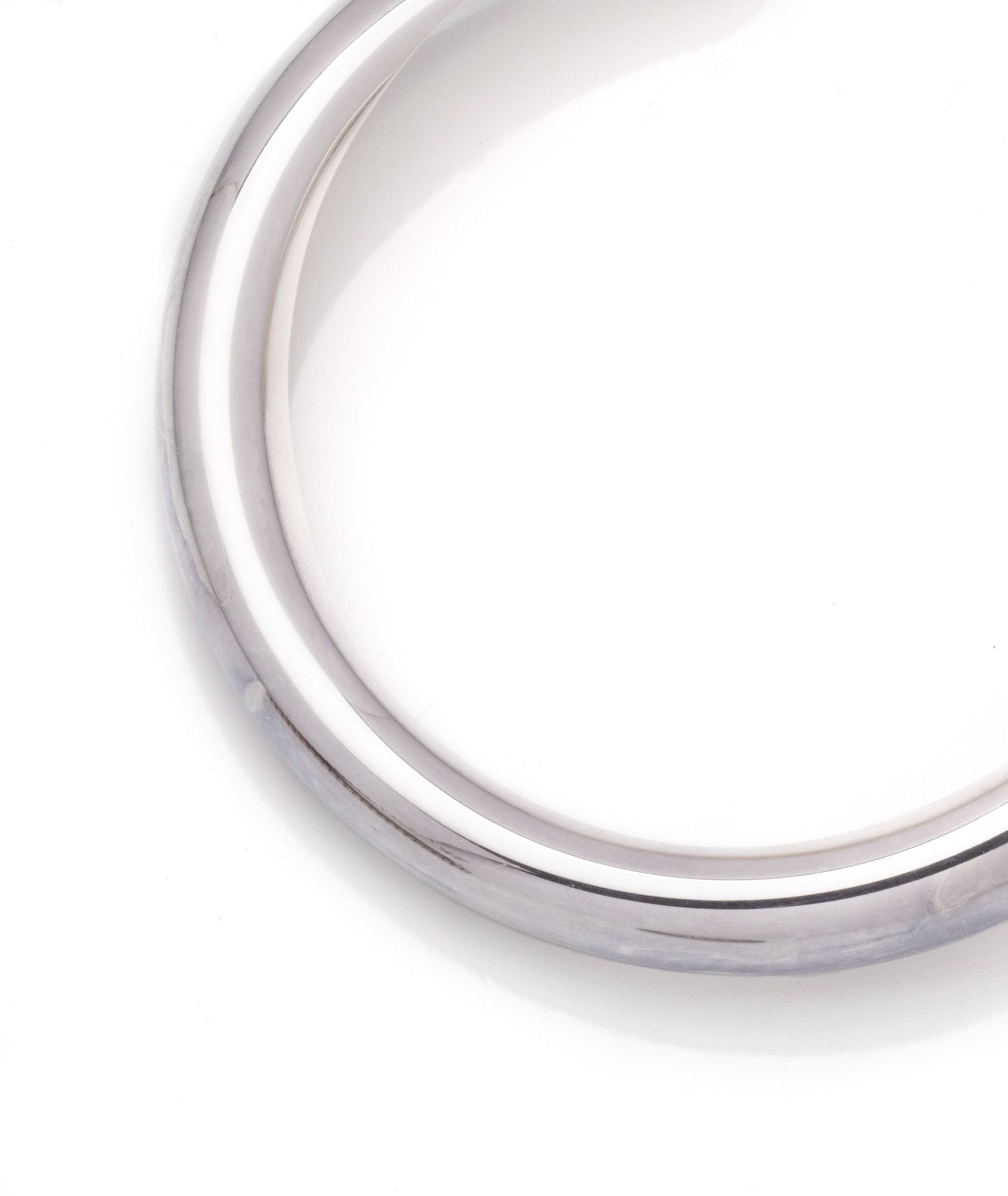 Null 
赫米斯 




银质（925/1000）开放式扭矩项链，Mombassa型号。




签名：Hermès 




装在灰色天鹅绒的Hermès&hellip;