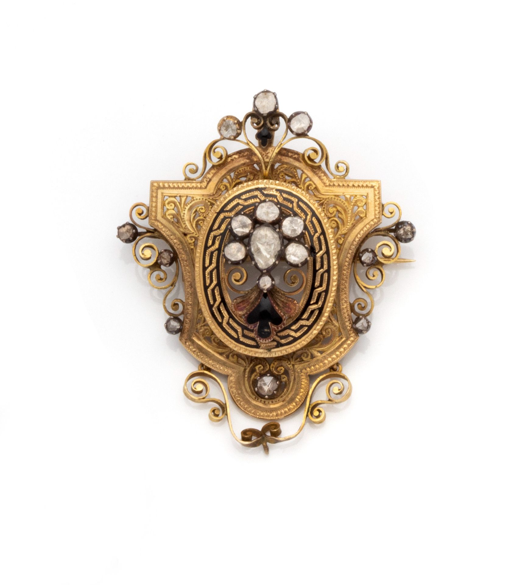 Null Pendant brooch in 18K (750/1000) yellow gold in the form of a shield, openw&hellip;