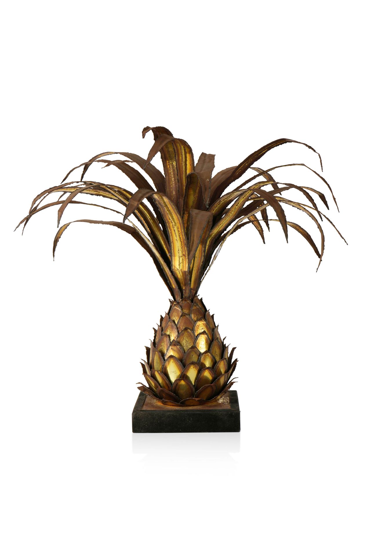 JANSEN?(dans le goût de) JANSEN (en el sabor de) Lámpara de piña Metal H. 53 cm.&hellip;