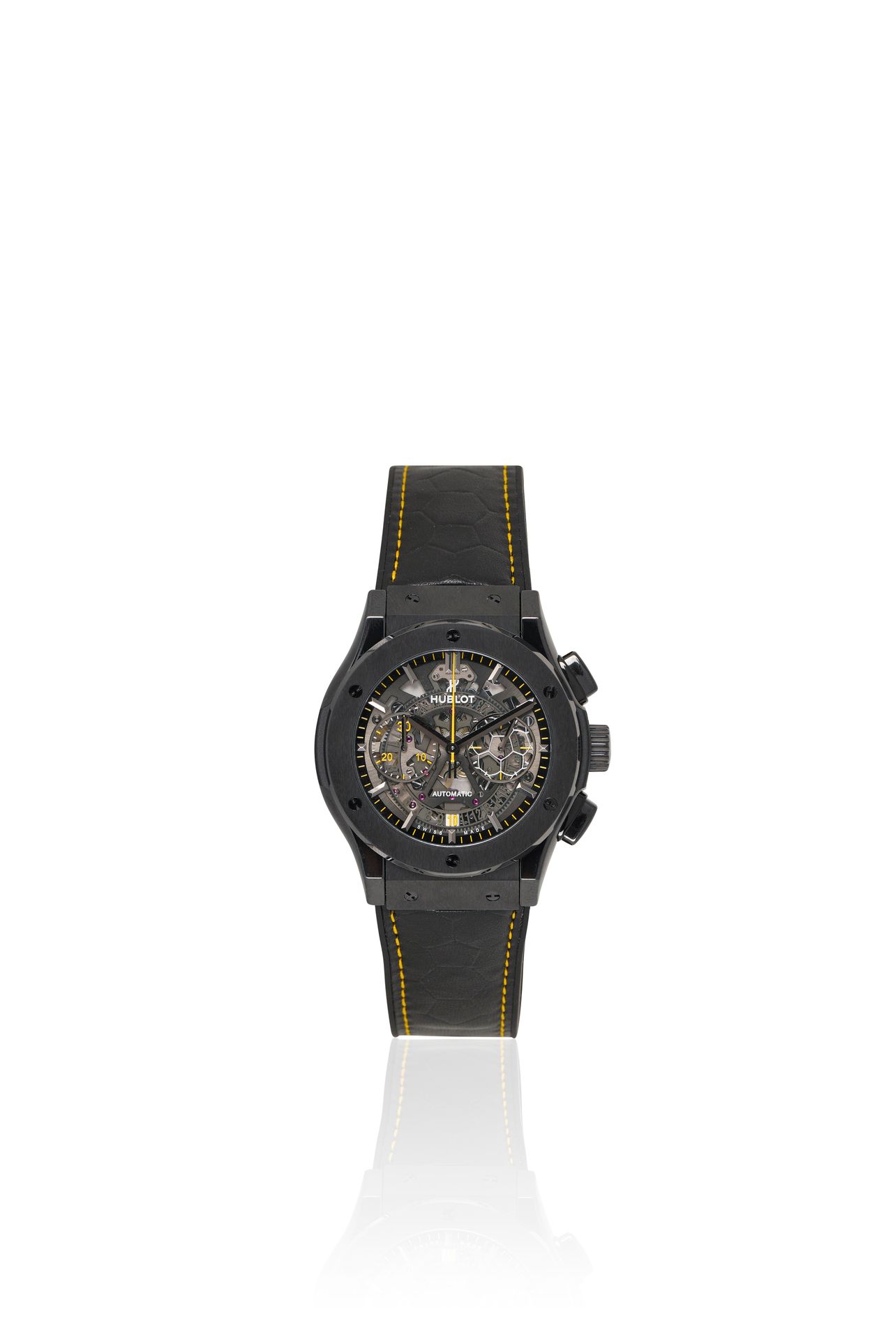 Null HUBLOT CLASSIC FUSION CHRONO PELÉ
Montre bracelet chronographe en céramique&hellip;