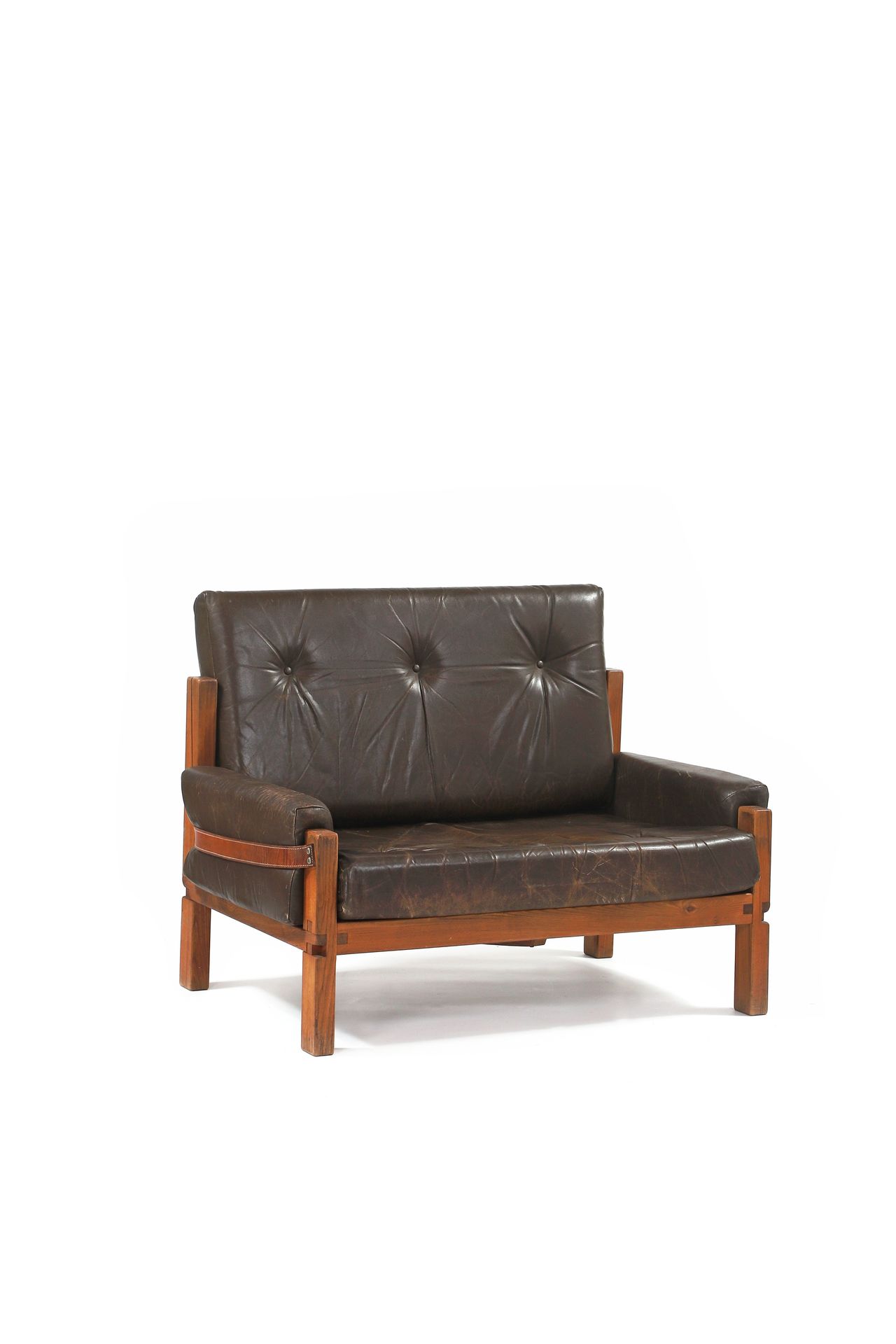 Null Pierre CHAPO (1927-1987) Bench known as S22 Elm, leather 72 x 137 x 75 cm. &hellip;