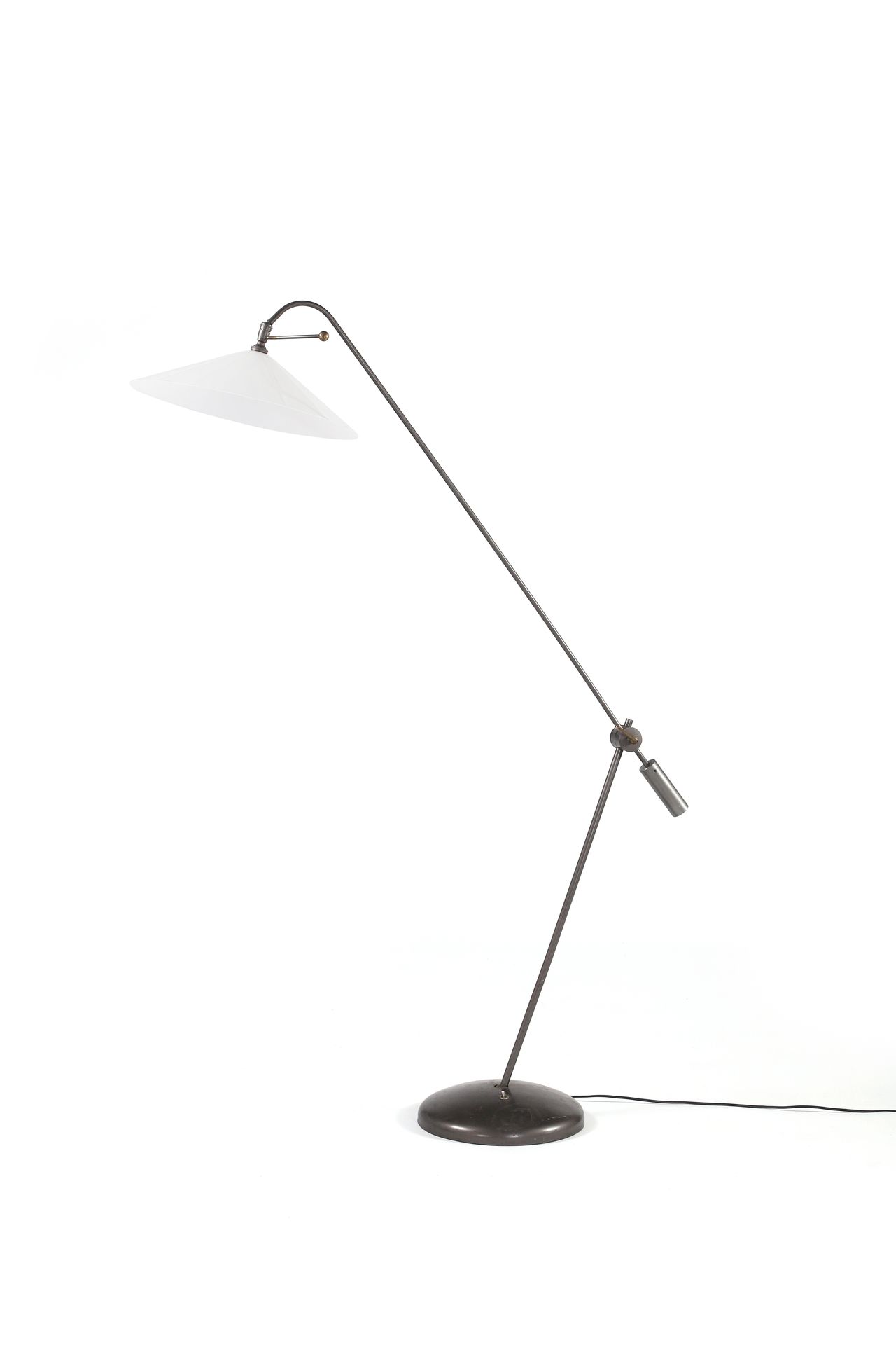 Null Robert MATHIEU (1921-2002) Variante della lampada da terra nota come 343 Ot&hellip;