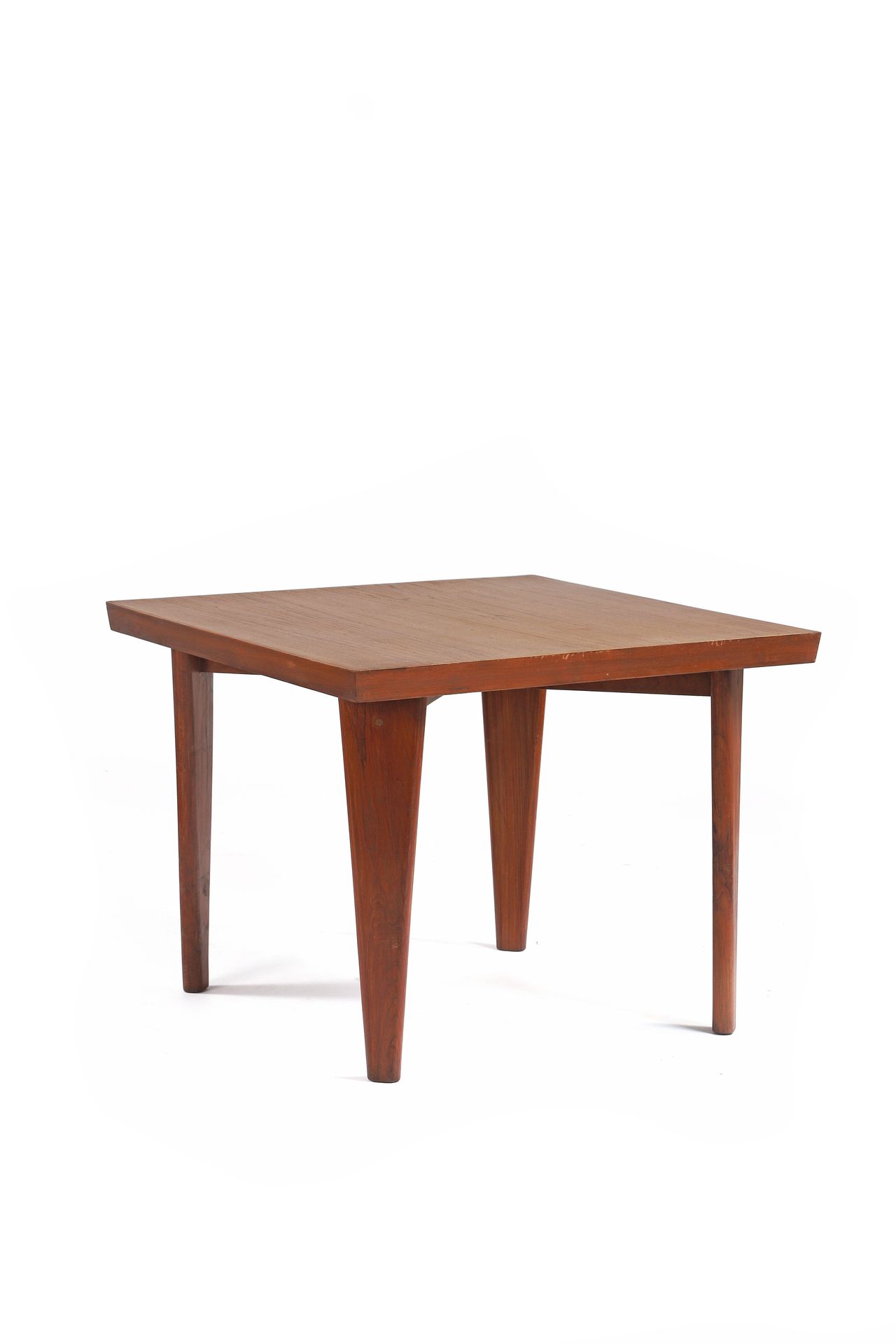 Null Pierre JEANNERET (1896-1967) 方桌 柚木 71 x 91.7 x 92.3 cm.约1960年 出处： - 印度昌迪加尔 &hellip;