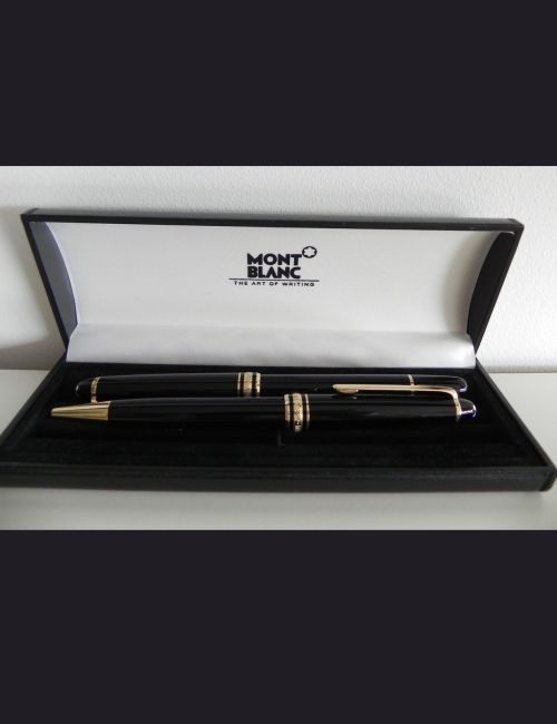 Null MONT BLANC，一套Meisterstuck笔（圆珠笔和滚珠笔），装在盒子里，状况非常好。