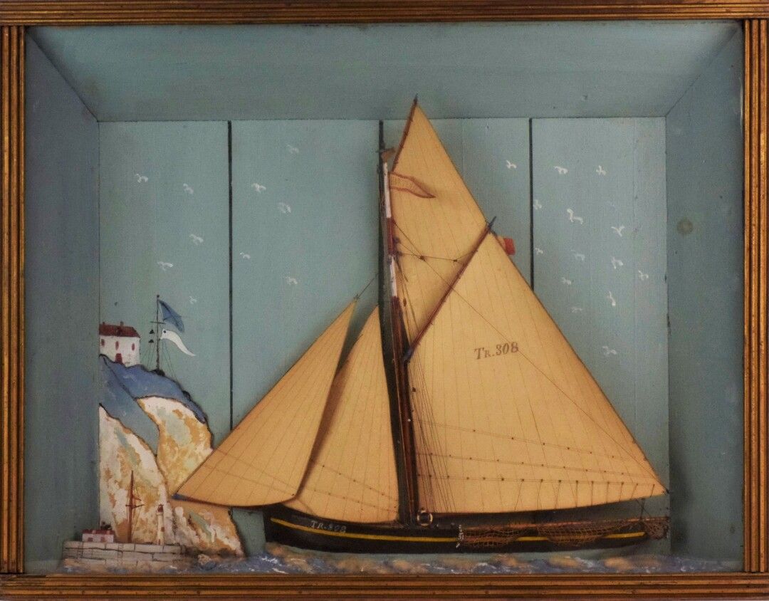 Null Großes bemaltes Holzdiorama, das die Hortense in Tréguier zeigt 

Erste Häl&hellip;