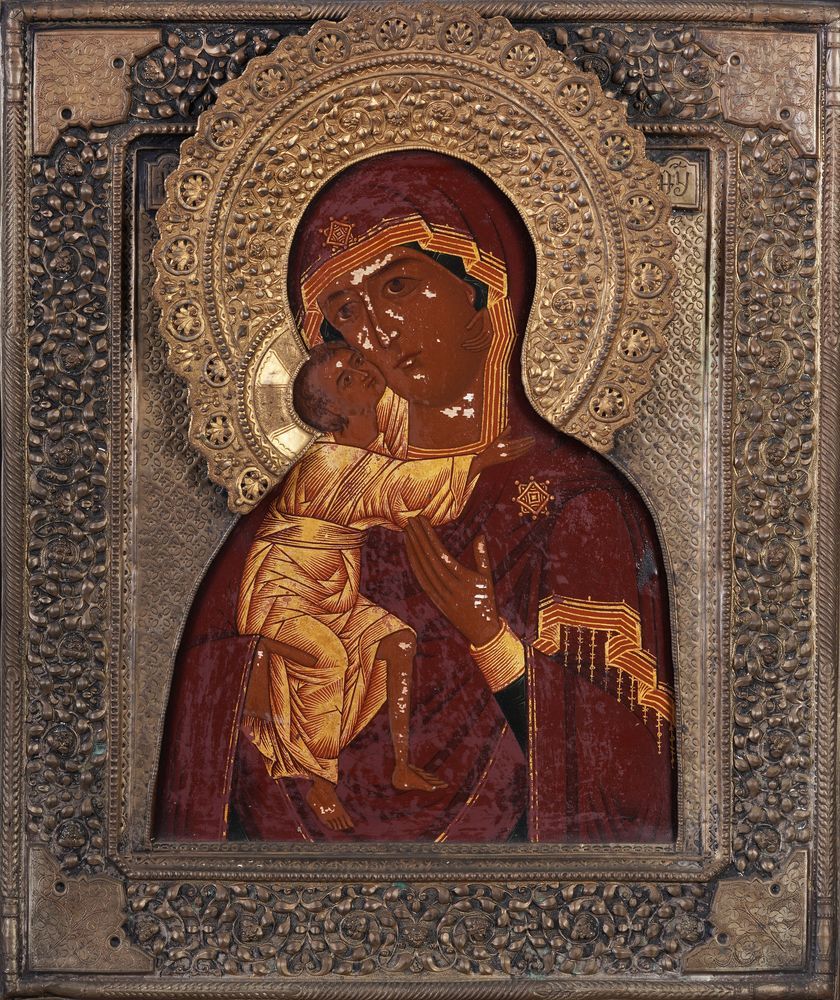 An icon in a brass oklad ‘Fyodorovskaya Virgin’ 木头，石膏，钢笔画



31,2 x 25,6 厘米



状&hellip;
