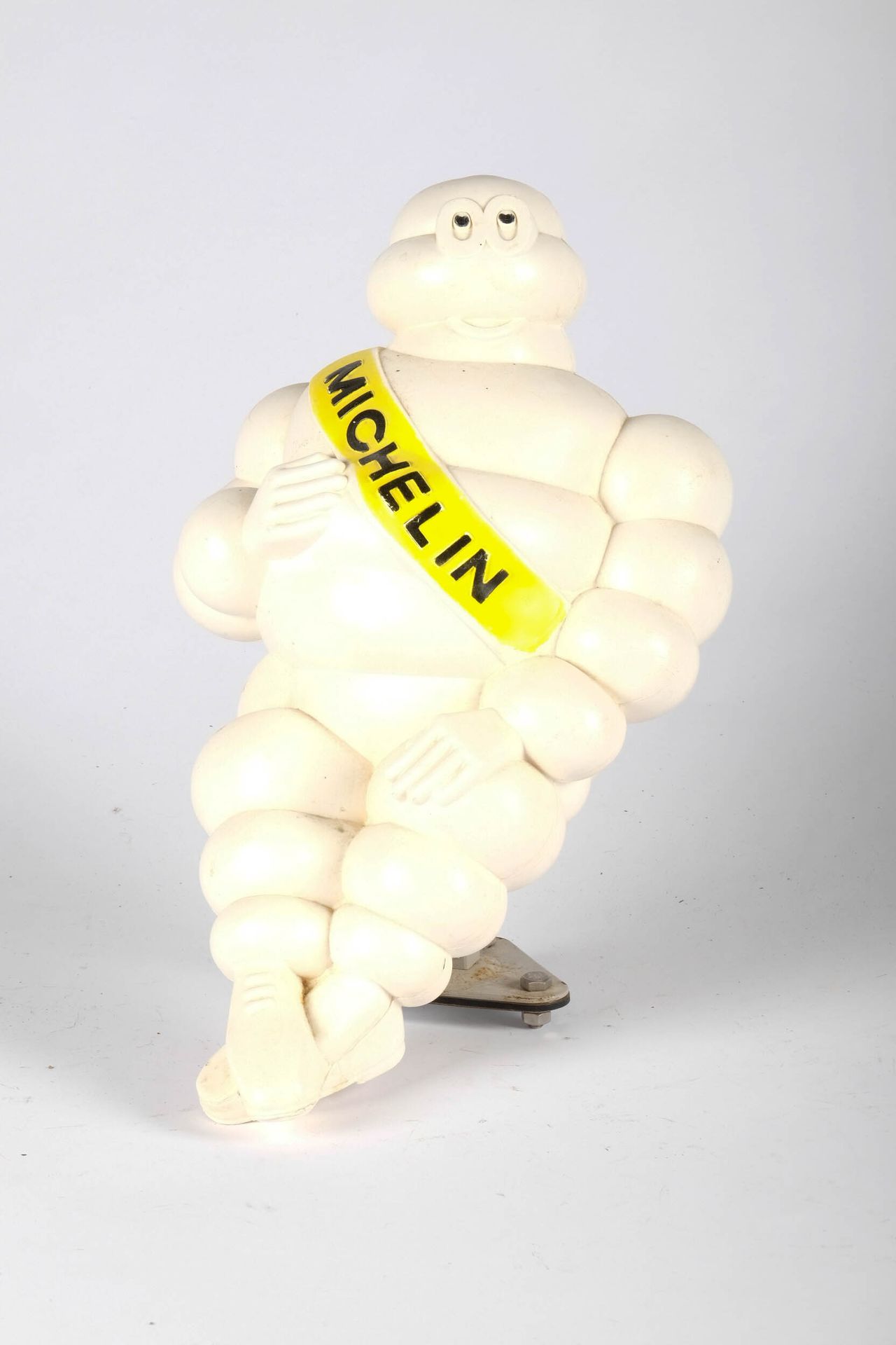 Collection "Bibendum", Michelin-Männchen mit Aufhängesystem, 43 cm hoch, Rückenm&hellip;