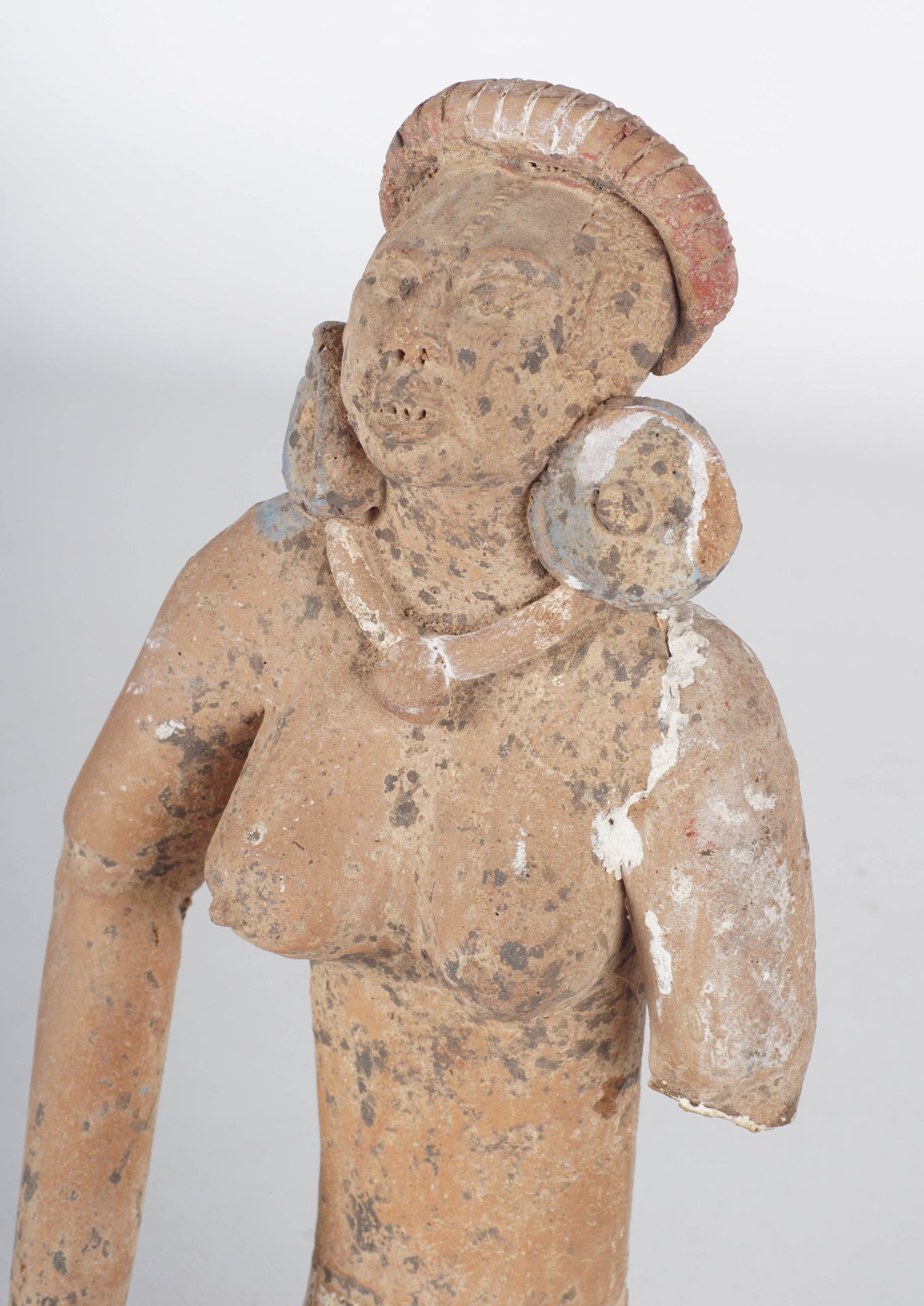 Culture Maya - Statuette de l'île JAINA - 600-900 AP. J.-C Statuette de femme as&hellip;