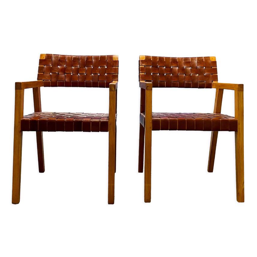 Olivier DE SCHRIJVER (1958) Une paire de fauteuil Boss en cuir cognac et bois de&hellip;
