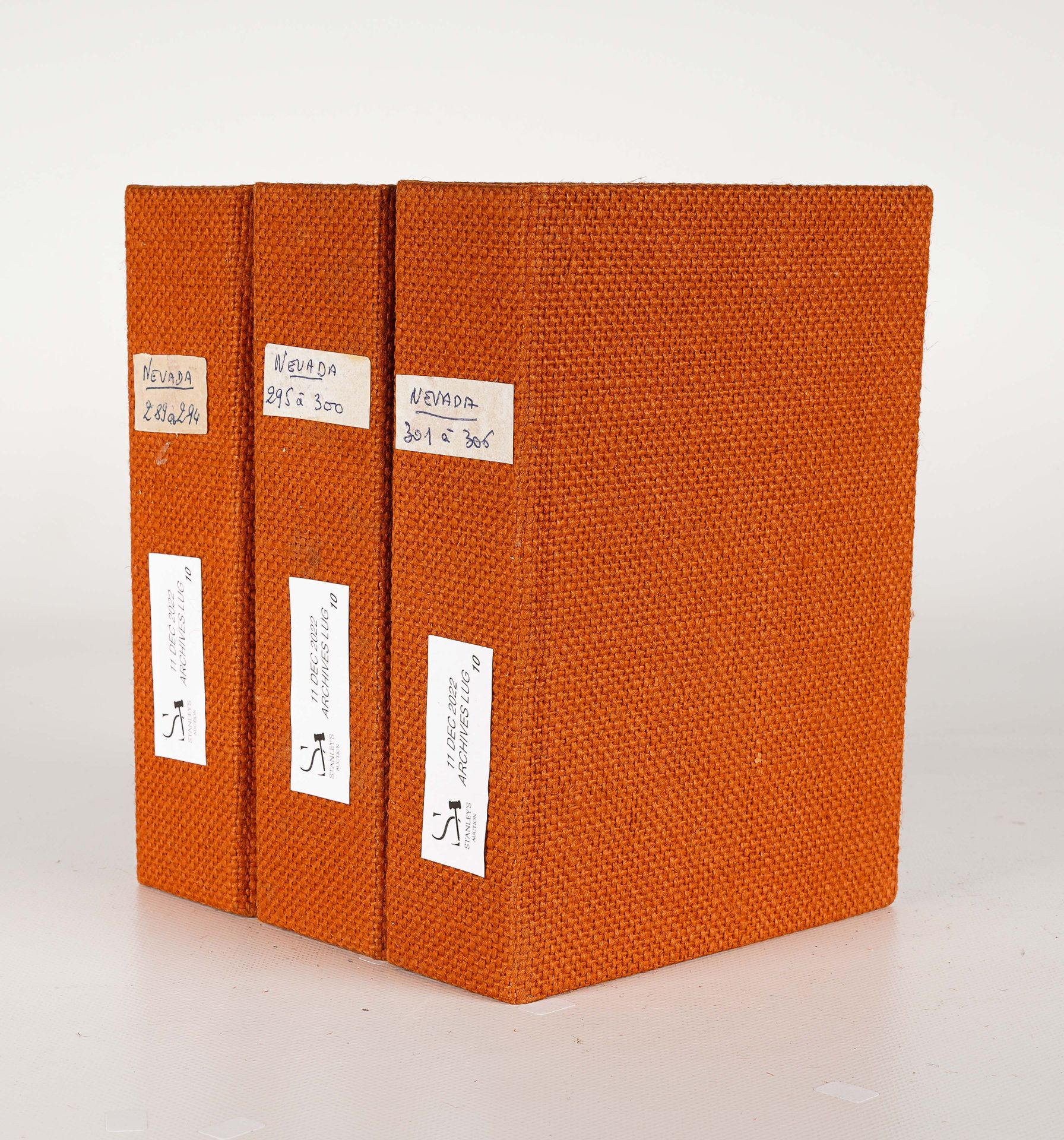 LUG SEMIC, ARCHIVES COMICS Three LUG binders including NEVADA n° 289 to 306, ora&hellip;