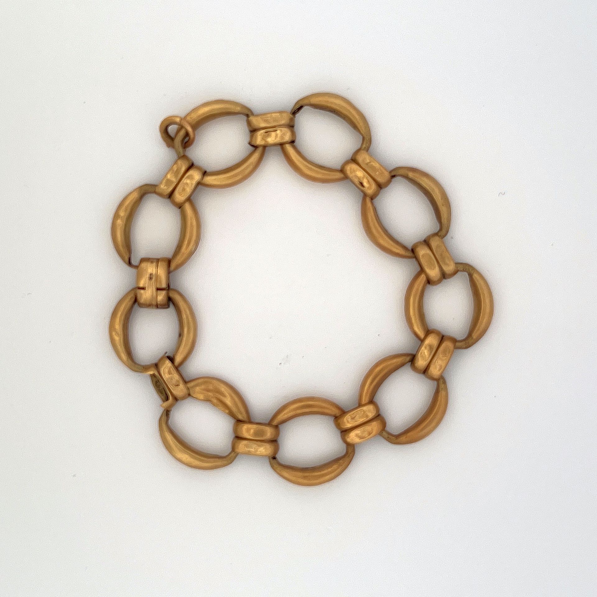 Bracelet Gold bracelet 18 carats. +/- 25 gr. Gross.