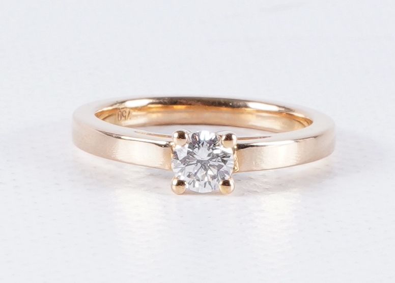 Bague solitaire en or rose sertie d'un diamant 18K玫瑰金单钻戒指，镶嵌一颗+- 0.42克拉的钻石，尺寸为54&hellip;