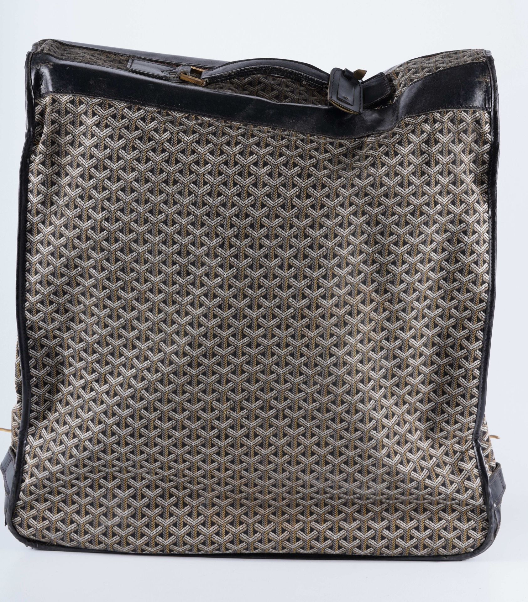 GOYARD Suitcase, Mayfair model, with integrated hangers, brown leather and Goyar&hellip;