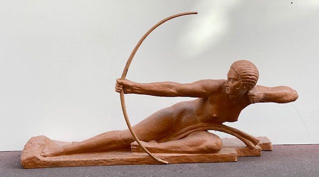 Null 
Marcel-André BOURAINE (1886-1948) : Amazone à l'arc




Sculpture en terre&hellip;