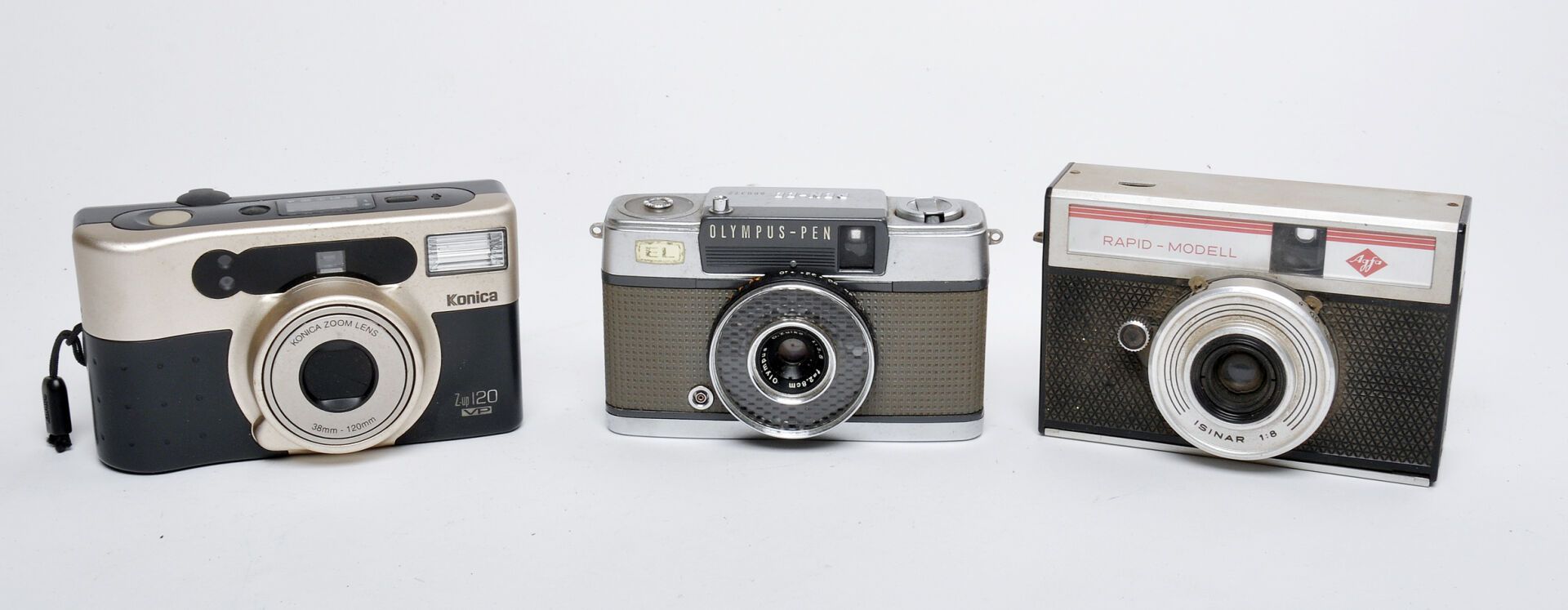 Null 3 appareils photos : Olympus Pen EE , Agfa Rapid Modell et Konika Zup 120 V&hellip;