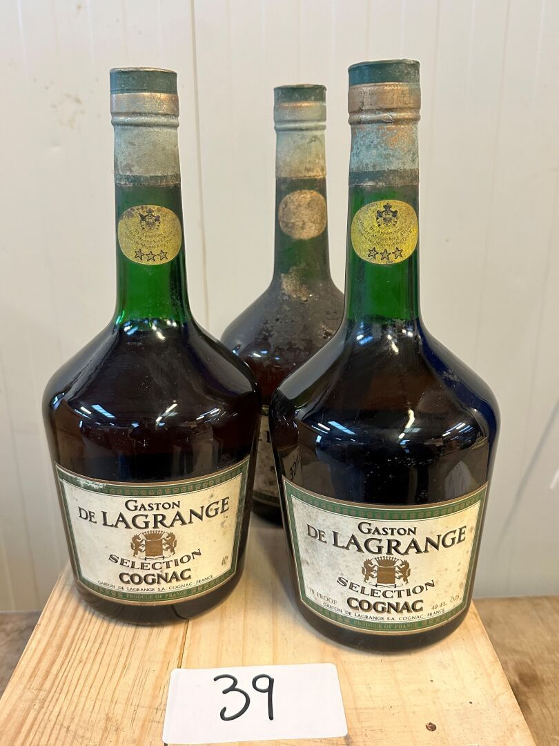 Null 3 blles Cognac Gaston de Lagrange (niveau au col ) 100cl