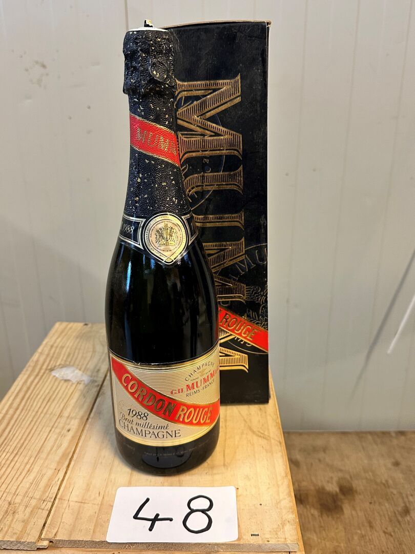 Null 1 Fl. Champagner MUMM Cordon Rouge 1988 (in seiner Schachtel)