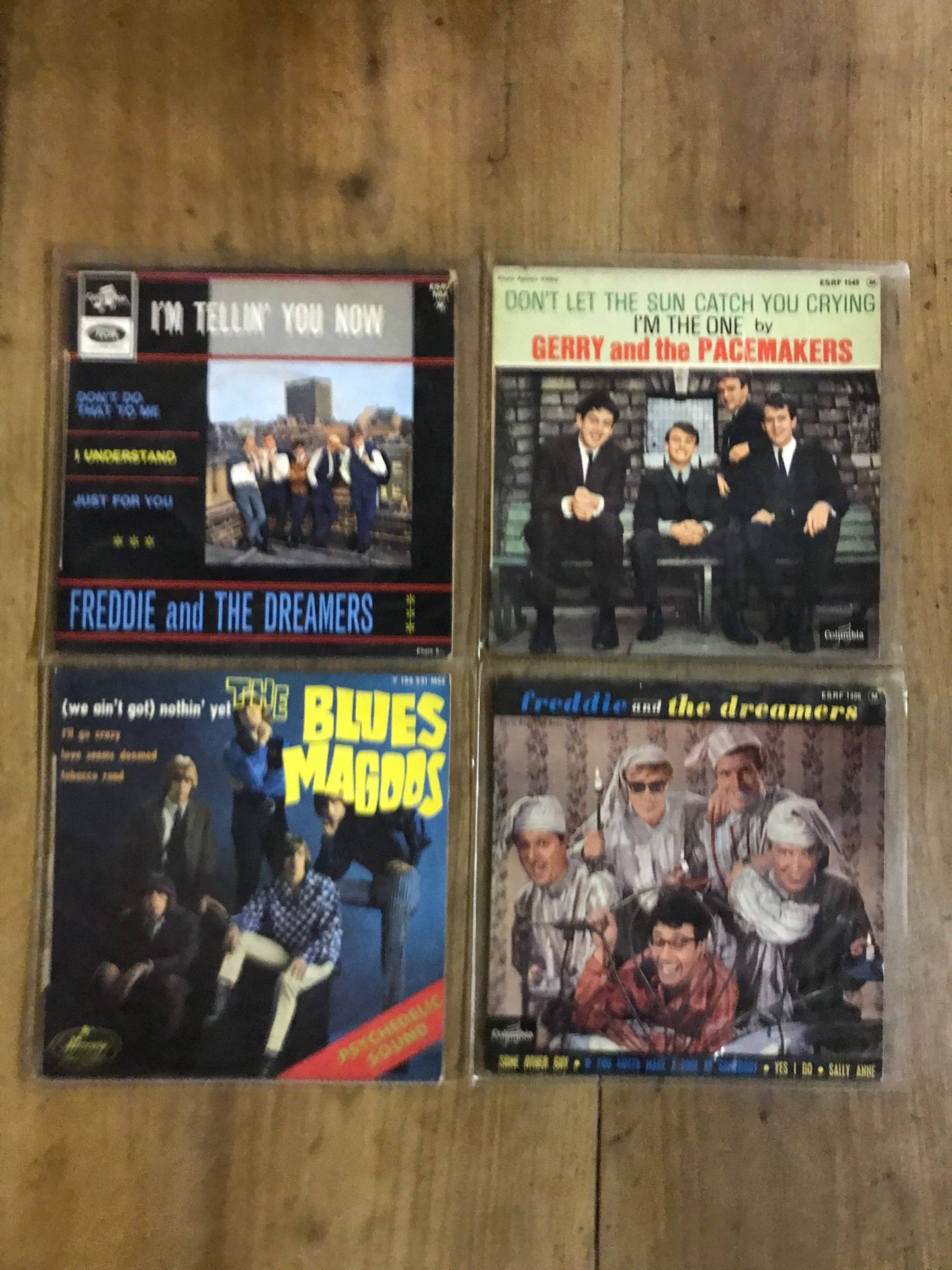 GEORGIE FAME, BLUES MAGOOS, GERRY AND THE PACEMAKERS Lot de 8 disques 45 tours 4&hellip;
