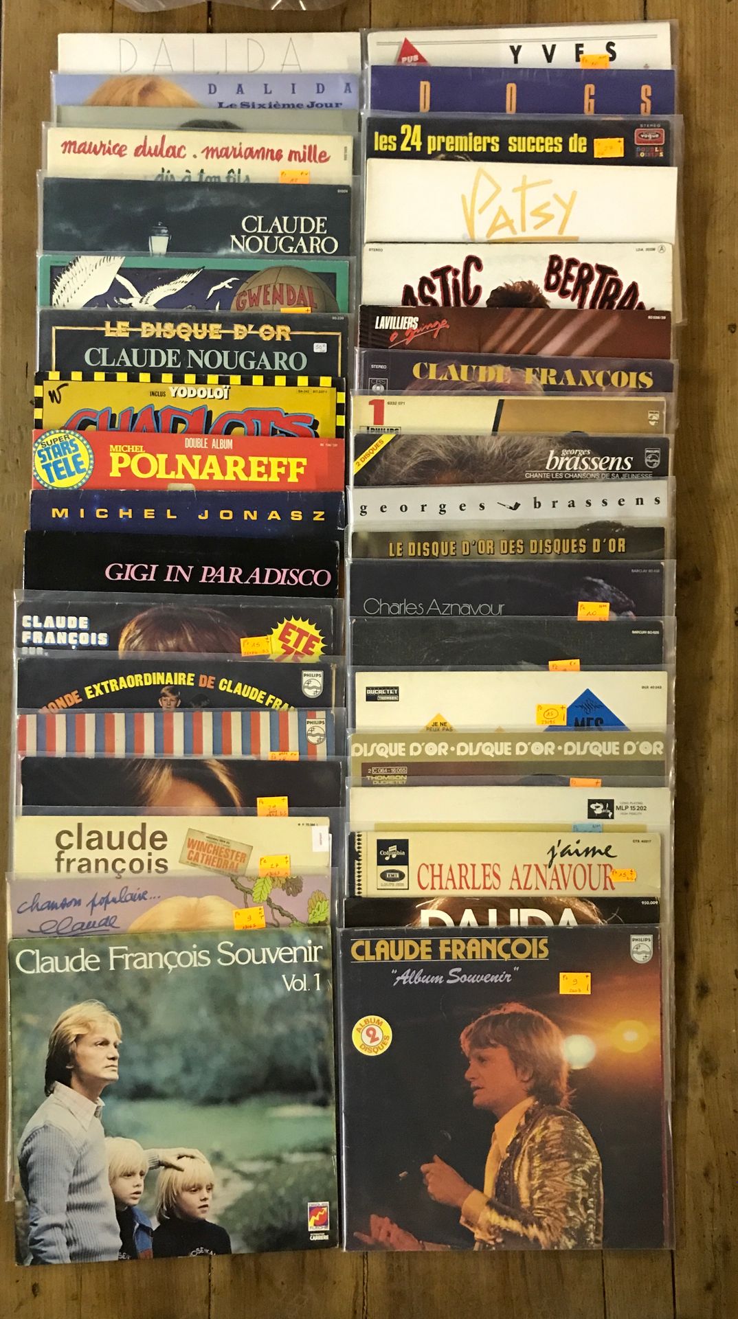 Null Lot of 40 LPs 30 cm, 7 LPs 25 cm and 3 boxes of LPs of french artists (Geor&hellip;
