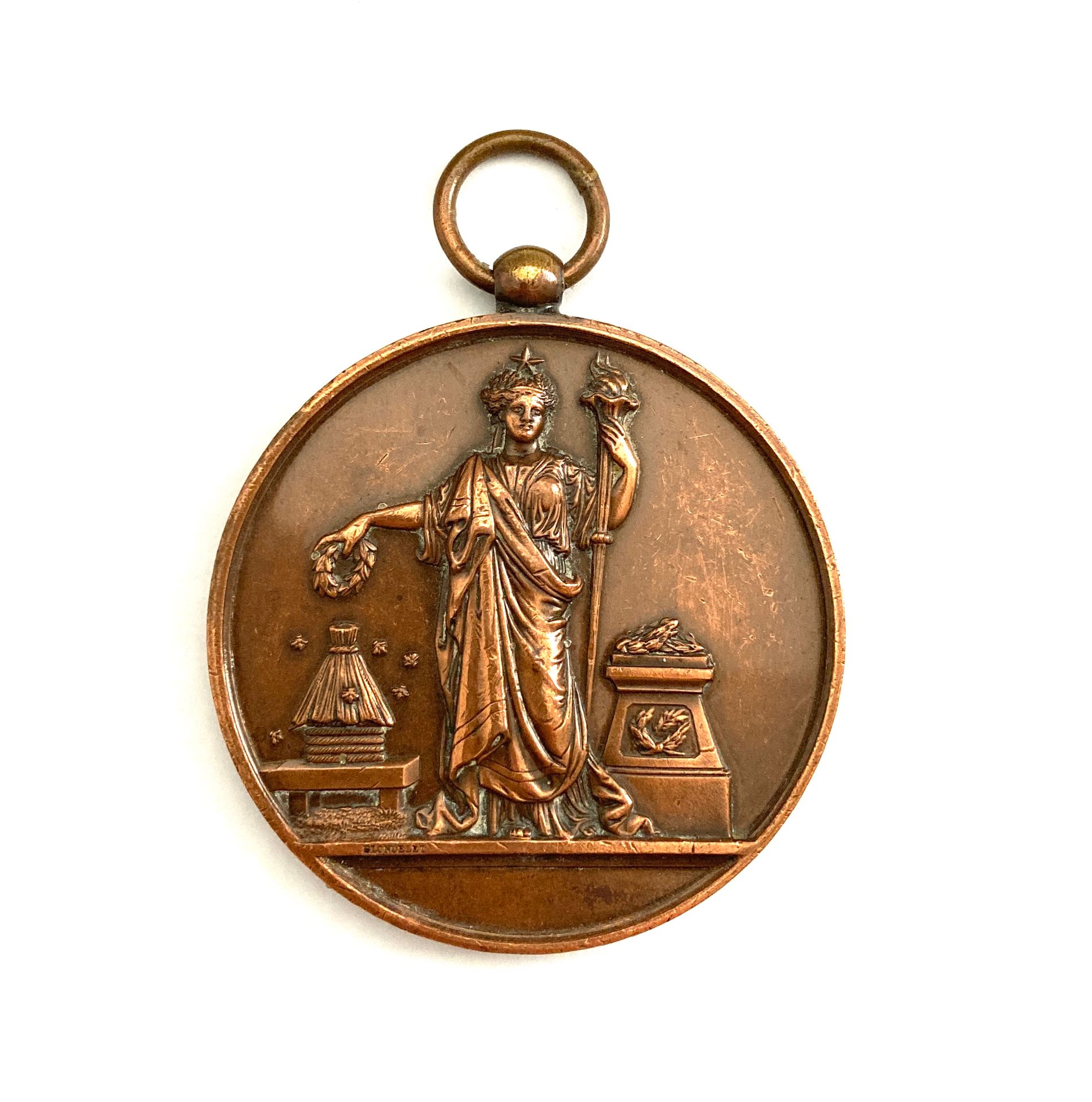 Null BLONDELET, medal in copper representing the Insurance. Diam. 5 cm.