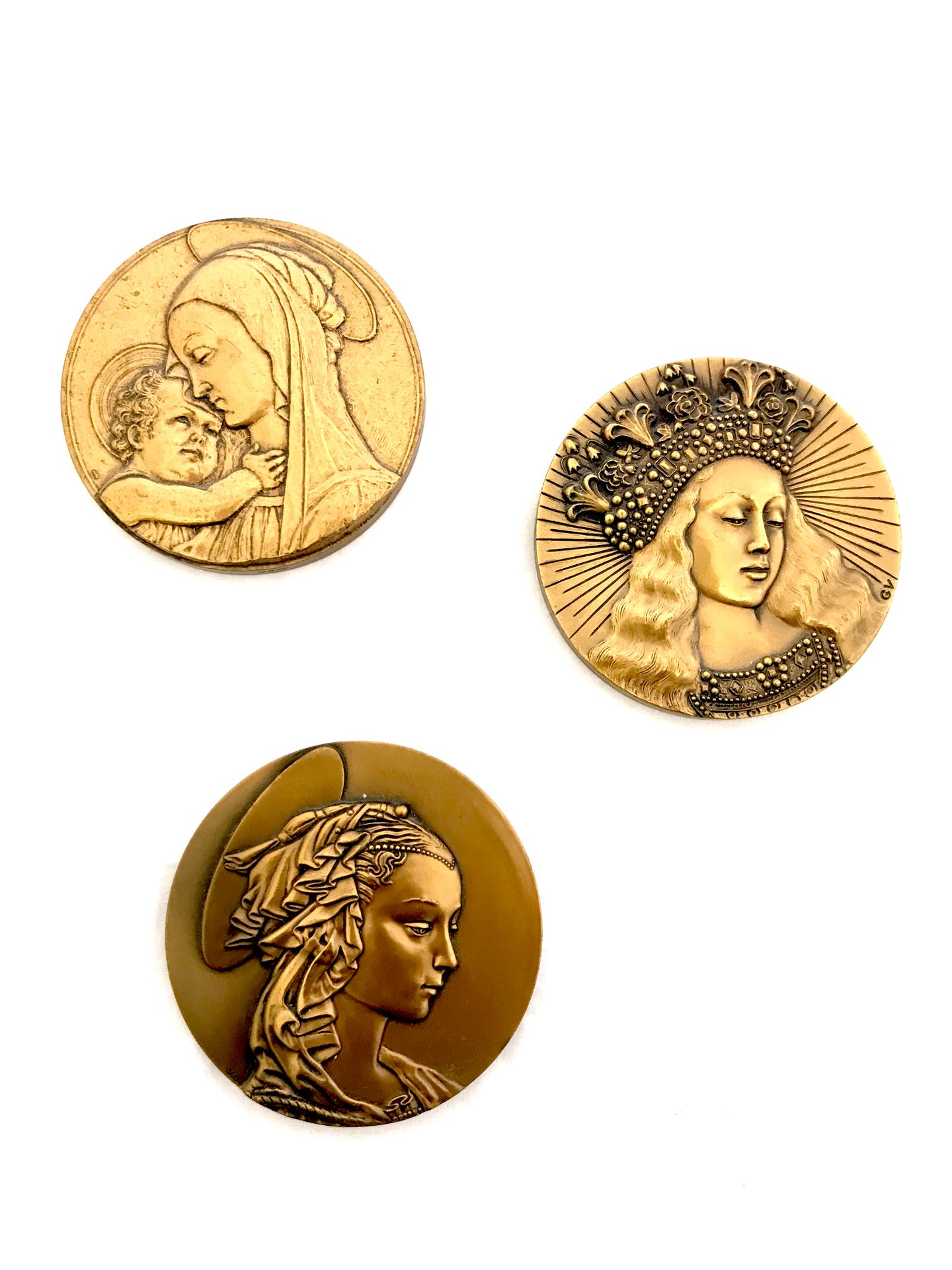 Null Monnaie de PARIS - Lote de tres medallas religiosas en bronce: 

El primero&hellip;