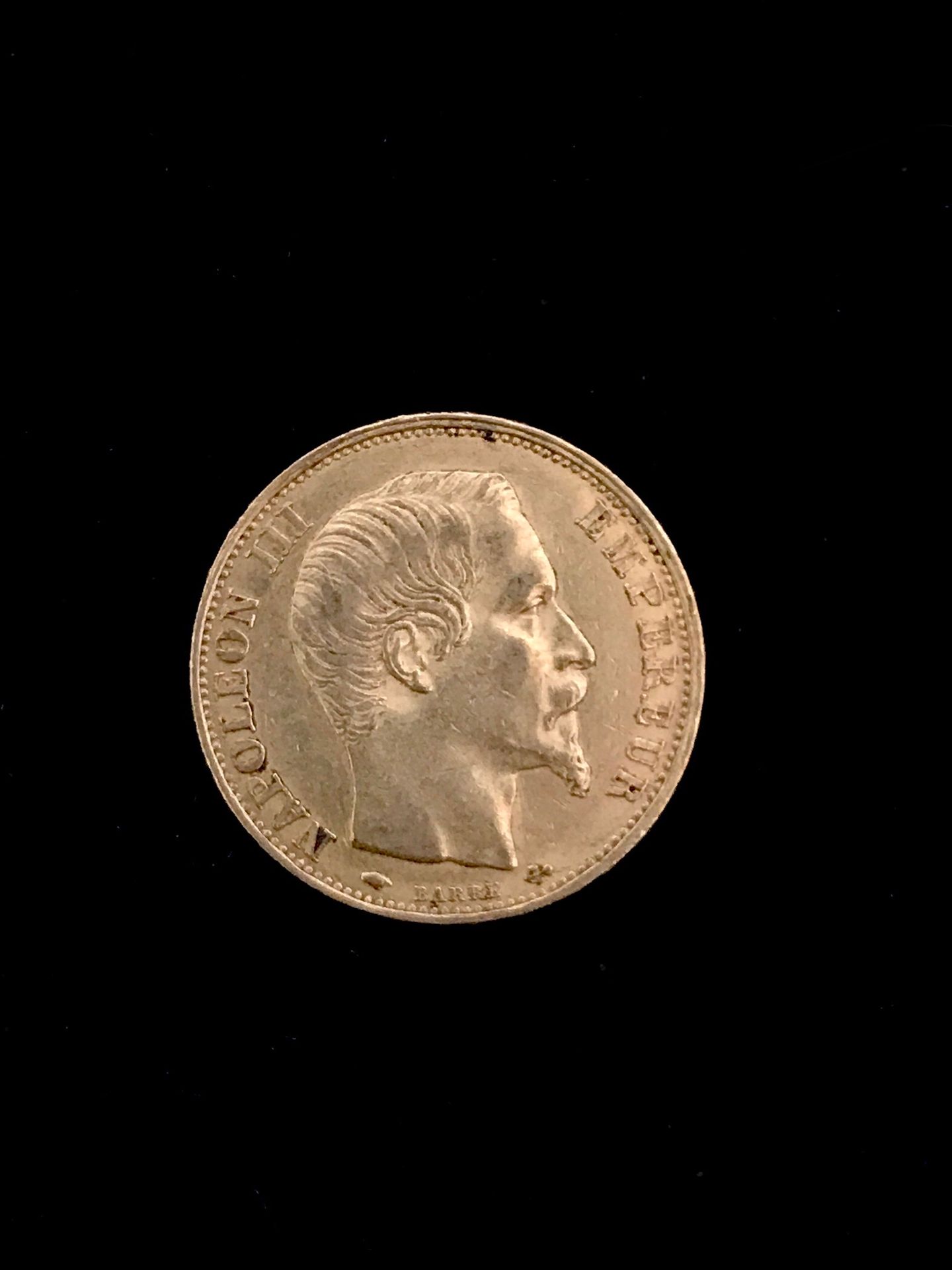 Null 1 pieza de 20 francos de oro, 900°/00 Napoleón con la cabeza descubierta. 1&hellip;