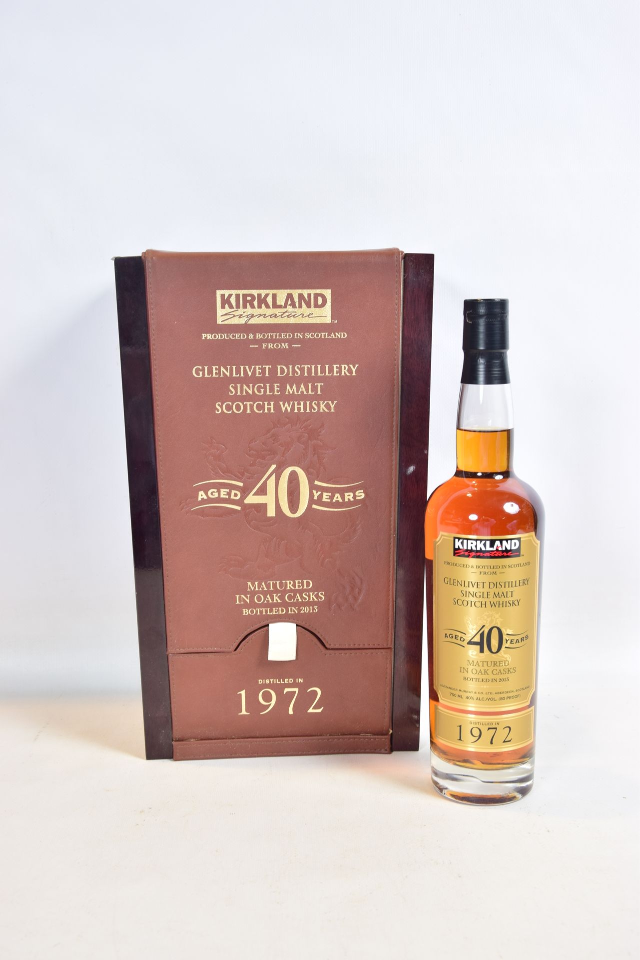 Null 1 litro de whisky escocés de malta KIRKLAND Signature 40 años

	destilada p&hellip;