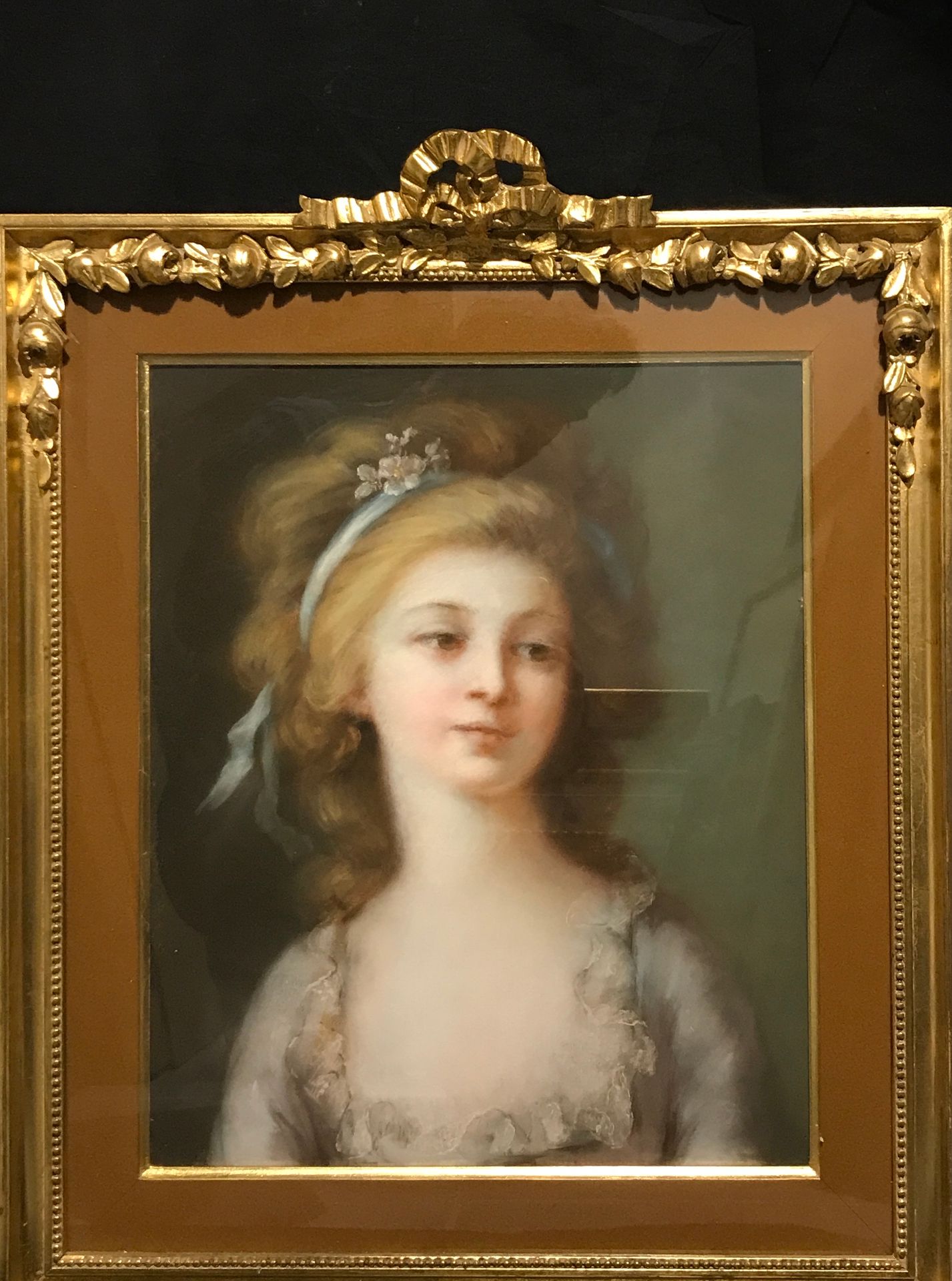 Null Escuela francesa al gusto de la época de Luis XVI. Pastel, retrato de una j&hellip;