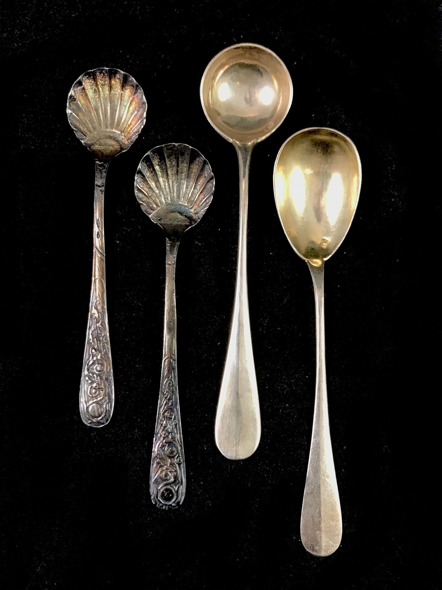Null Set of 2 salt spoons and 2 salt scoops in the shape of shells, in silver 95&hellip;