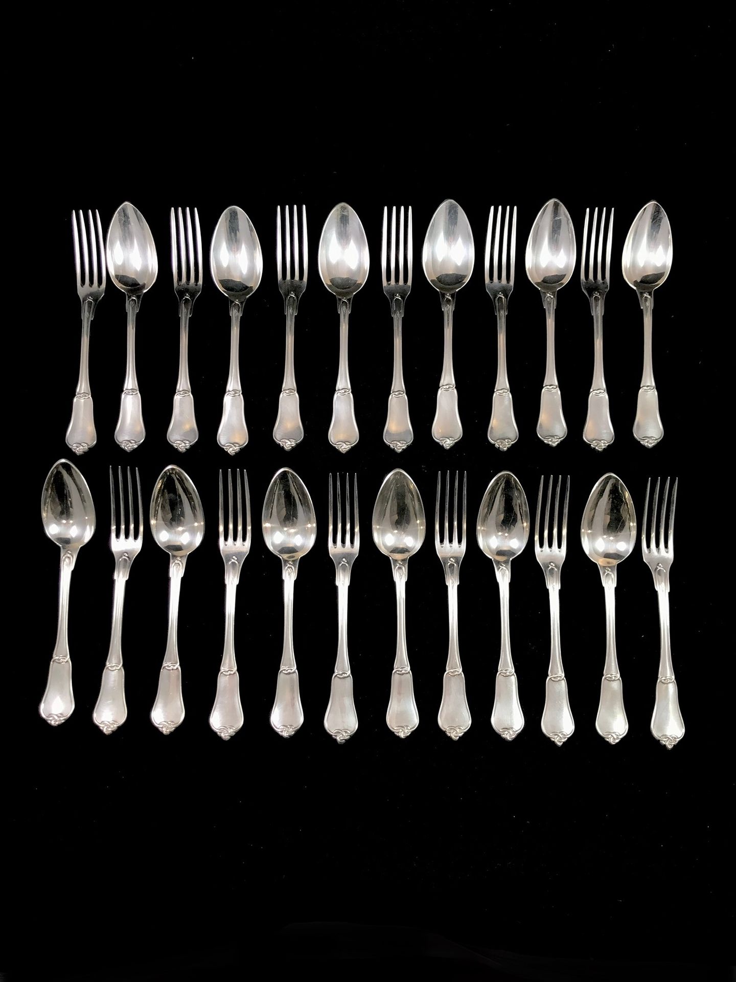 Null 12 pieces of silver cutlery 950°/00, minerva mark, with knot decoration, mo&hellip;