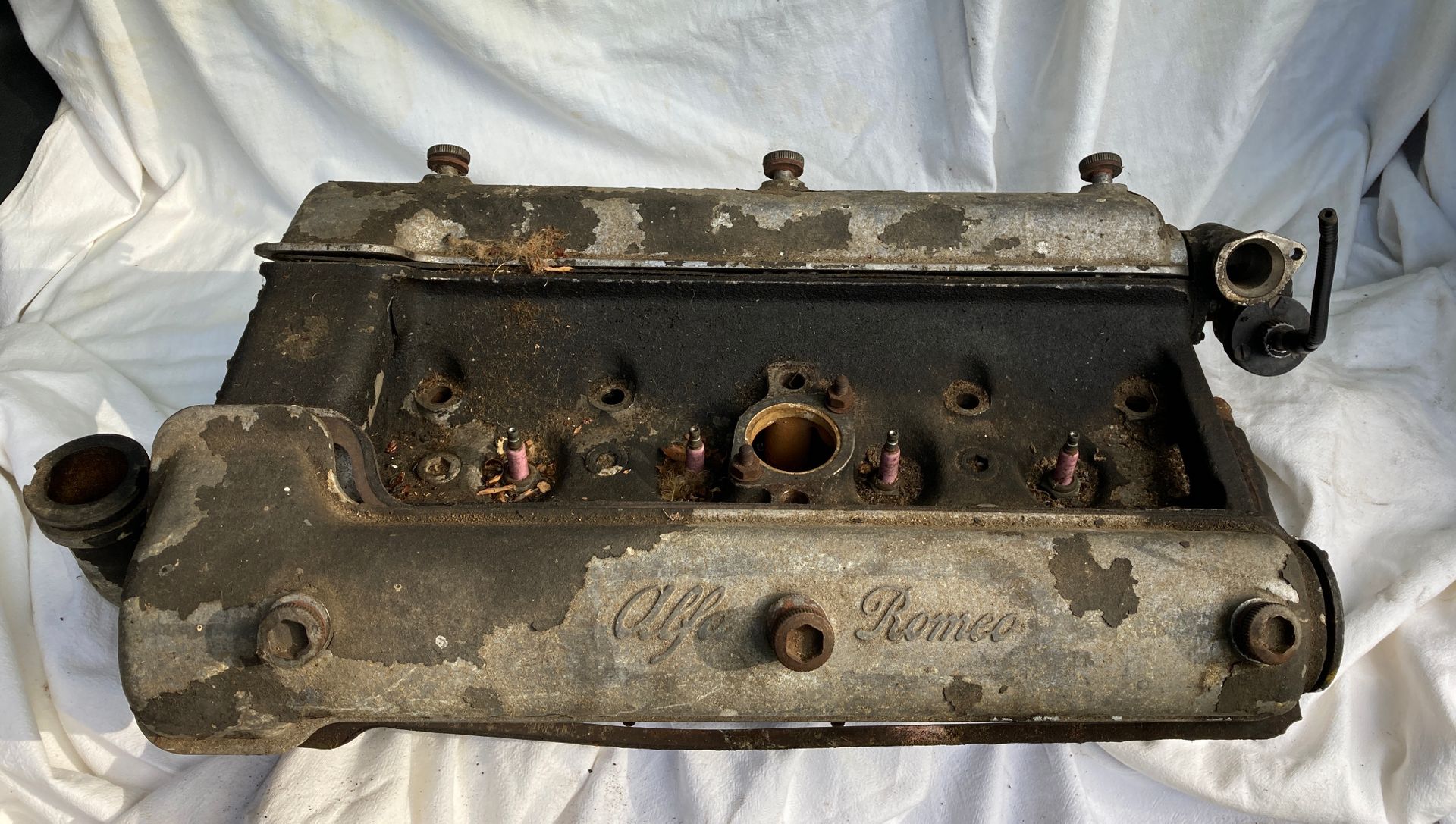 Null ALFA ROMEO 1900 CSS double shaft cylinder head in 1975 CC complete with val&hellip;