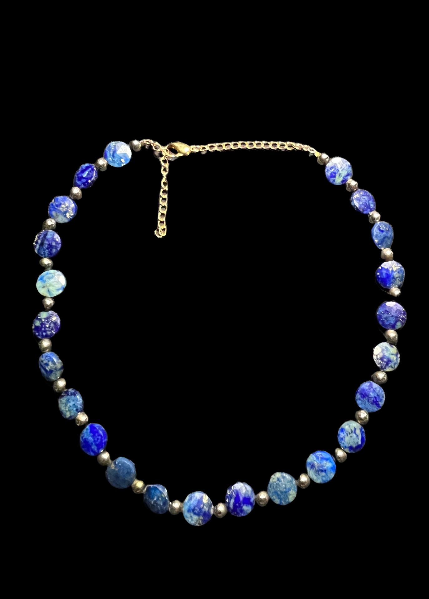 Null Necklace composed of faceted discs of sodalite bathed alternating with silv&hellip;