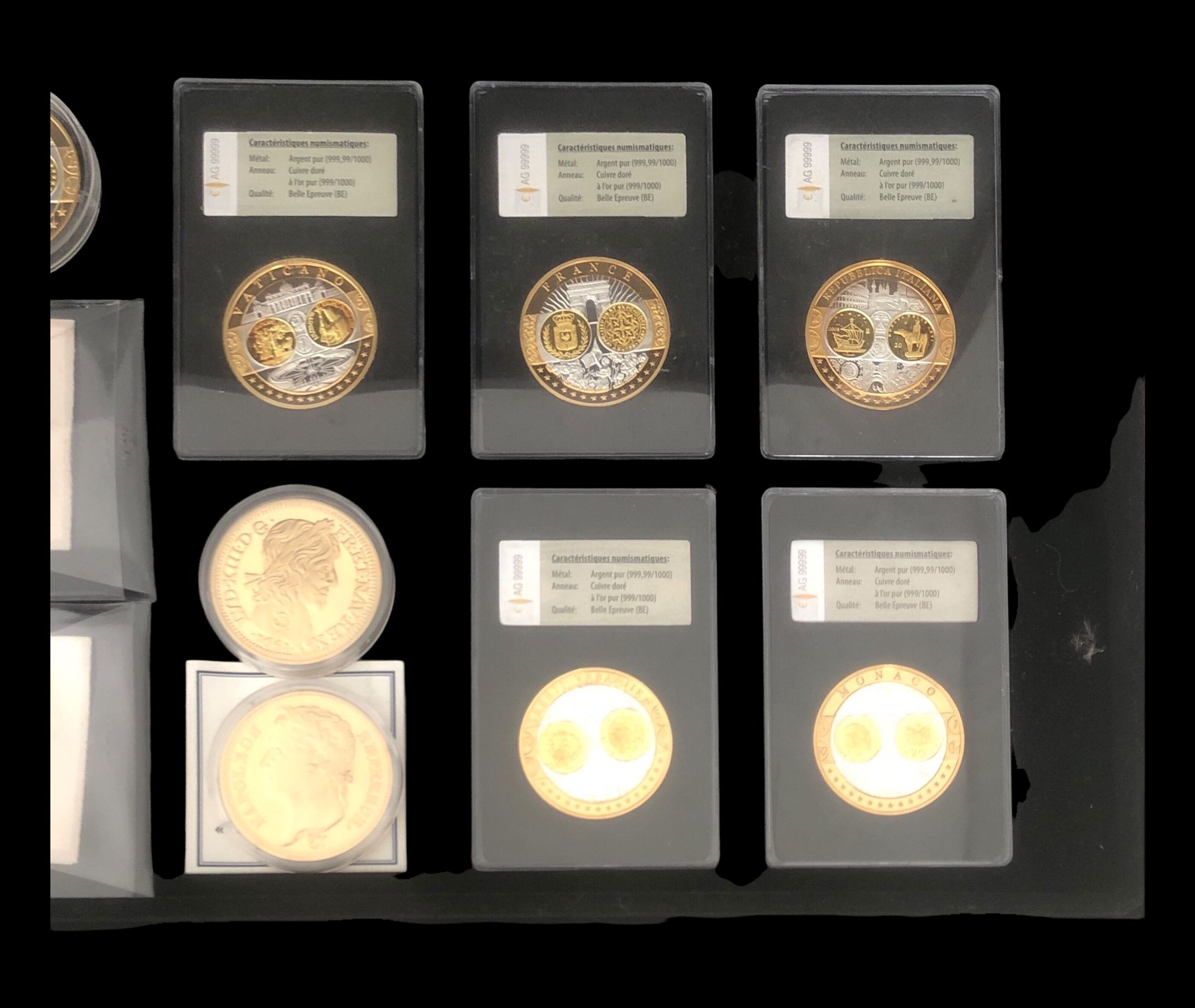 Null 在一个专用的木盒中，一套6枚银质奖章由法国货币协会发行，集合 "les premières frappes en hommage à l'euro"，&hellip;