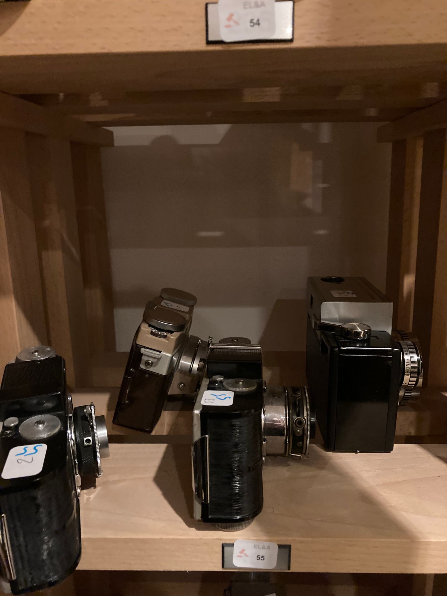 Null Set aus vier verschiedenen Argus-Kameras, darunter C-Twenty und Autronic I.