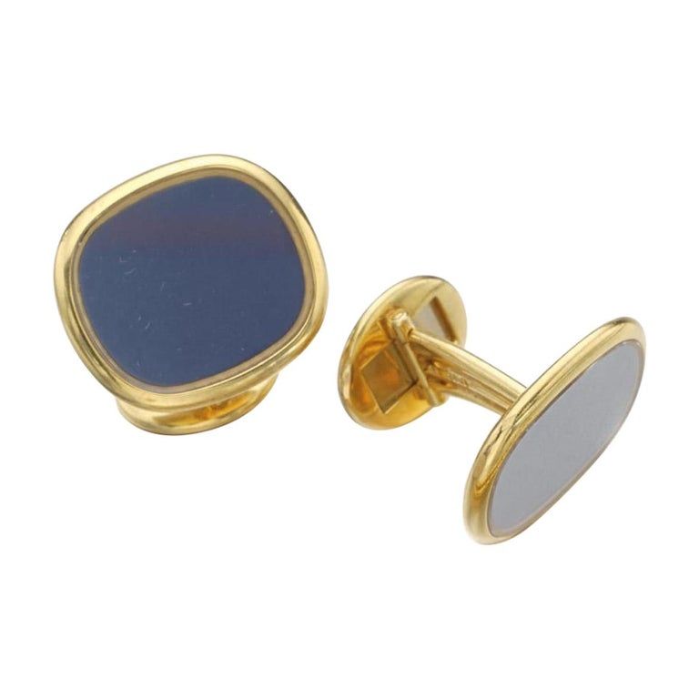 Patek Philippe, Ellipse Cufflinks in 18 ct yellow gold and blue enamel. Large si&hellip;