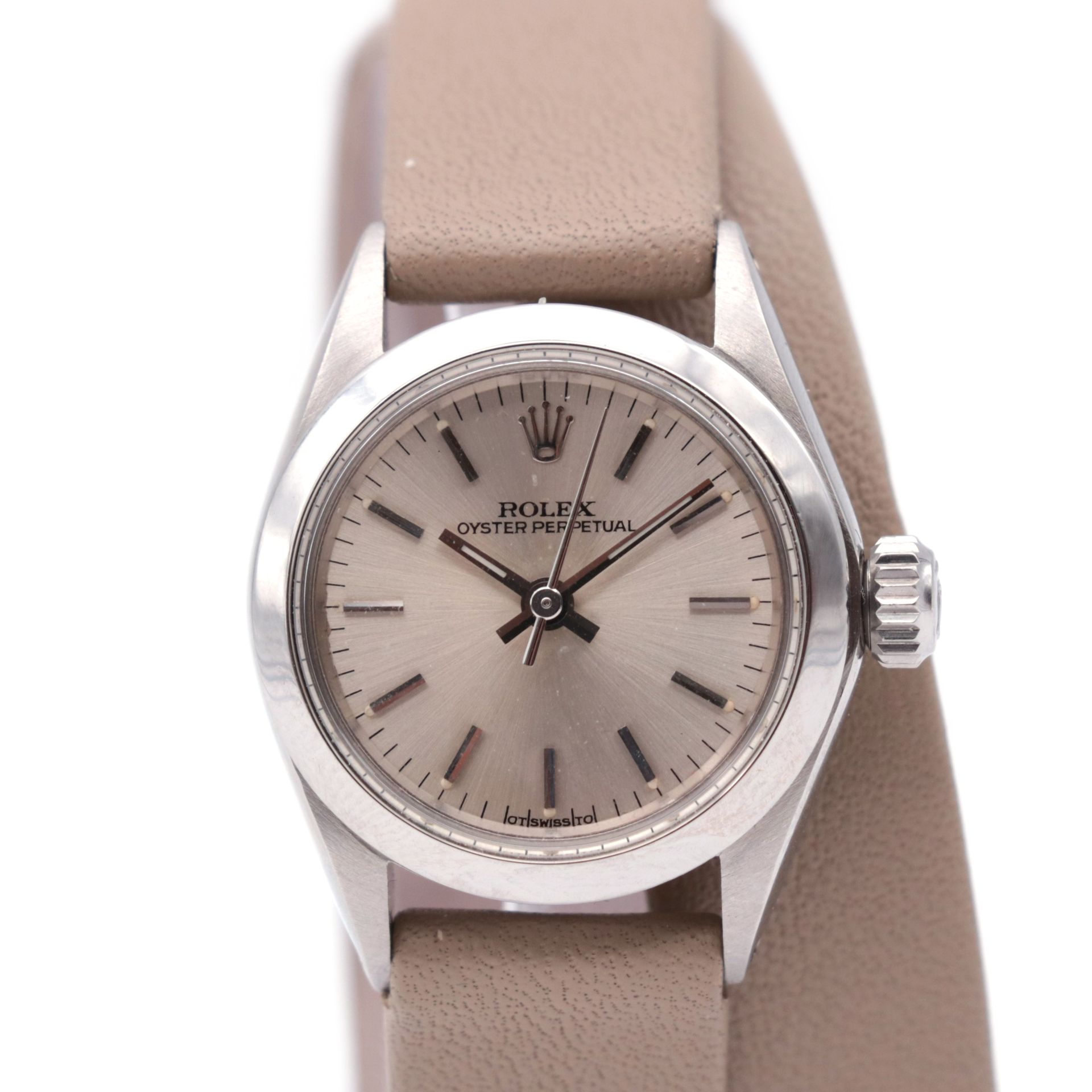 Montre Rolex, Oyster Perpetual The steel case 

The circular dial with champagne&hellip;