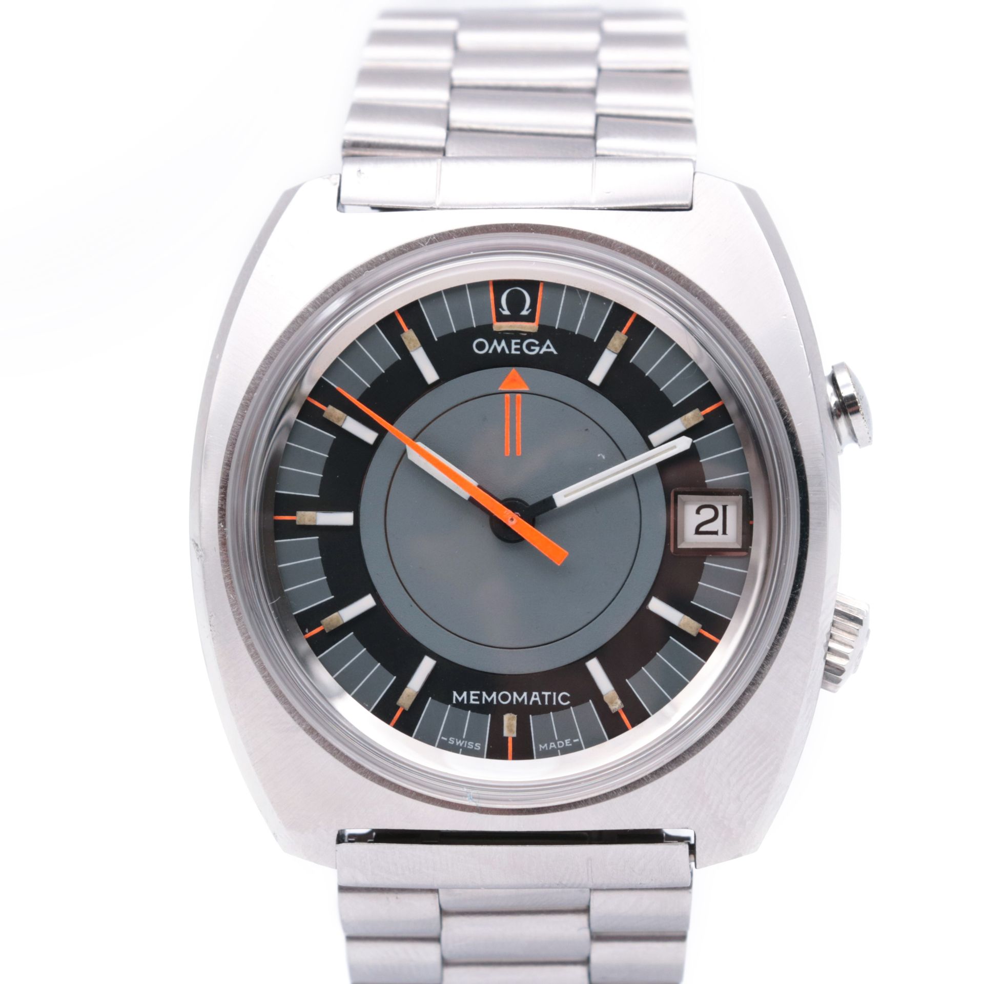 Montre Omega, Seamaster Memomatic Circa 1969

The square steel case, signed

The&hellip;