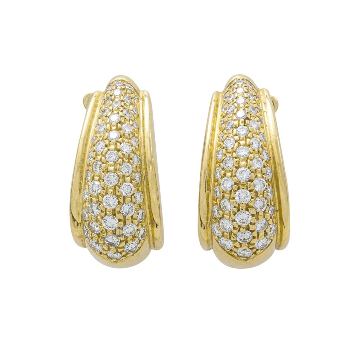 Null Earrings in 18 ct yellow gold and diamond pavement on three lines 

Dimensi&hellip;