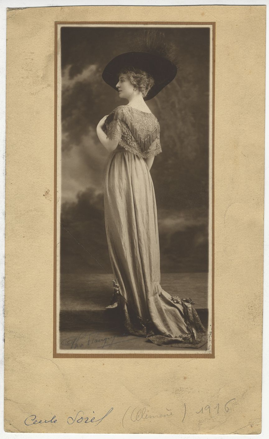 Null Cécile SOREL (1873-1966)，生于Céline Émilie Seurre，婚后为Ségur伯爵夫人，演员。复古银版画，27 x &hellip;