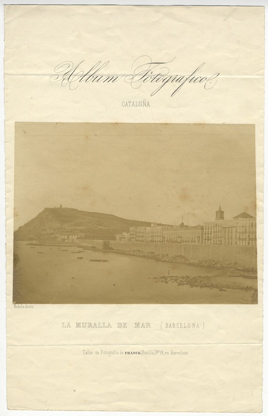 Null CATALONIA.巴塞罗那，约1860年。相册打印，16.5 x 22.3厘米。安装在一张注明 "La Muralla de mar（巴塞罗那）"的&hellip;