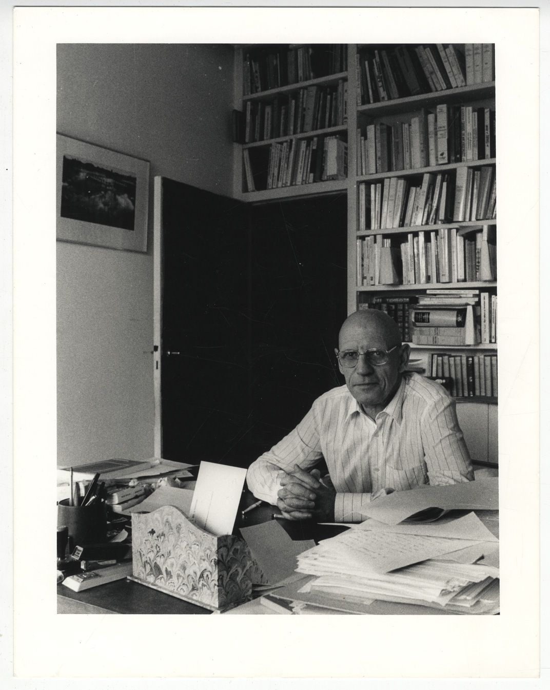Null Michel FOUCAULT (1926-1984), philosopher. Vintage silver print, 30.6 x 24 c&hellip;