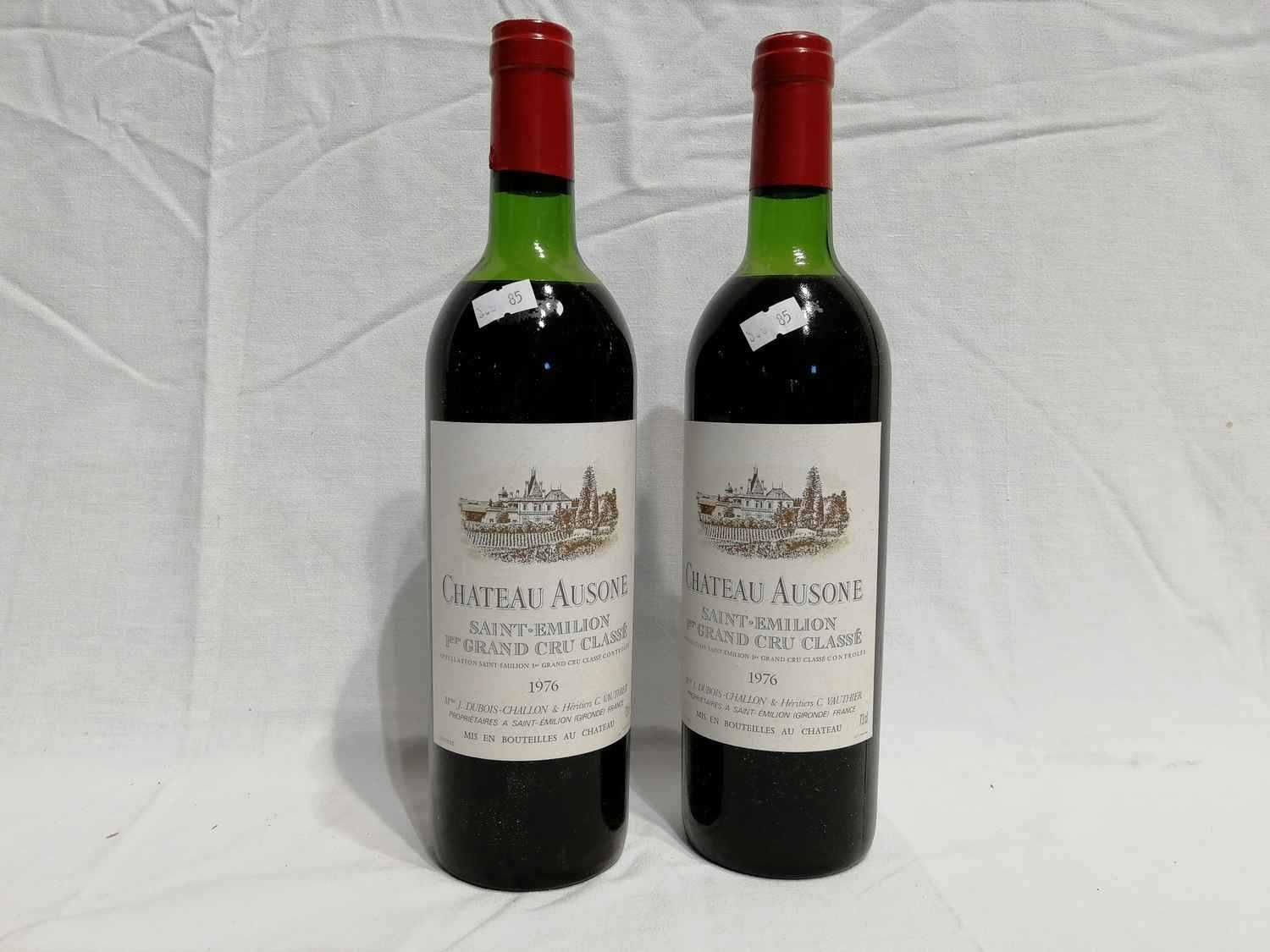 Null 2 Botellas Château AUSONE 1976 1GCC SAINT-EMILION Nivel alto