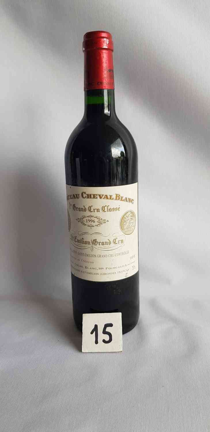 Null 1 Flasche Château CHEVAL BLANC 1996.1° GCC SAINT EMILION. Schöne Präsentati&hellip;