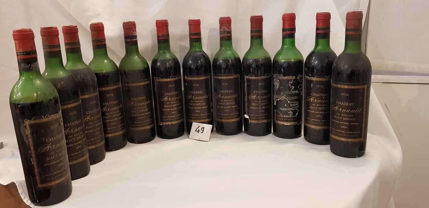 Null 12 Flaschen Château ARNAUD 1970 HAUT MEDOC, 6 Etiketten beschädigt, 5 hohe &hellip;