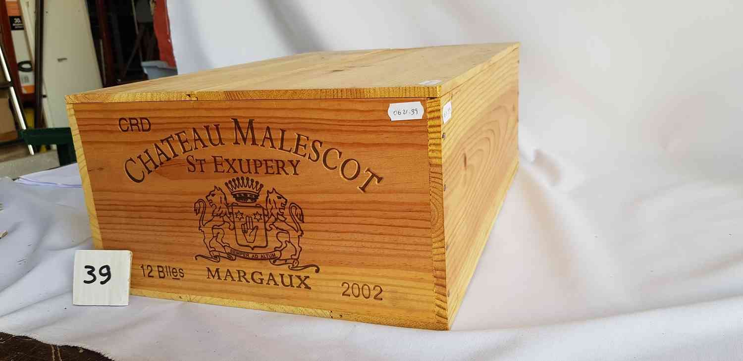 Null 12 bouteilles château MALESCOT SAINT EXUPERY 2002 GCC MARGAUX, CBO. Bon sto&hellip;