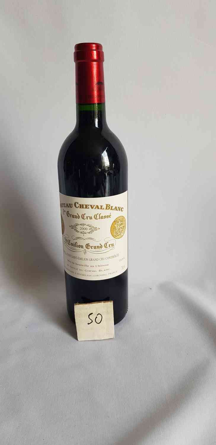 Null 1 bouteille château CHEVAL BLANC 2000.1° GCC SAINT EMILION. Belle présentat&hellip;