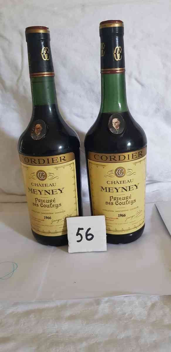 Null 2 bouteilles château MEYNEY 1966 SAINT ESTEPHE. Belle présentation, 1 nivea&hellip;