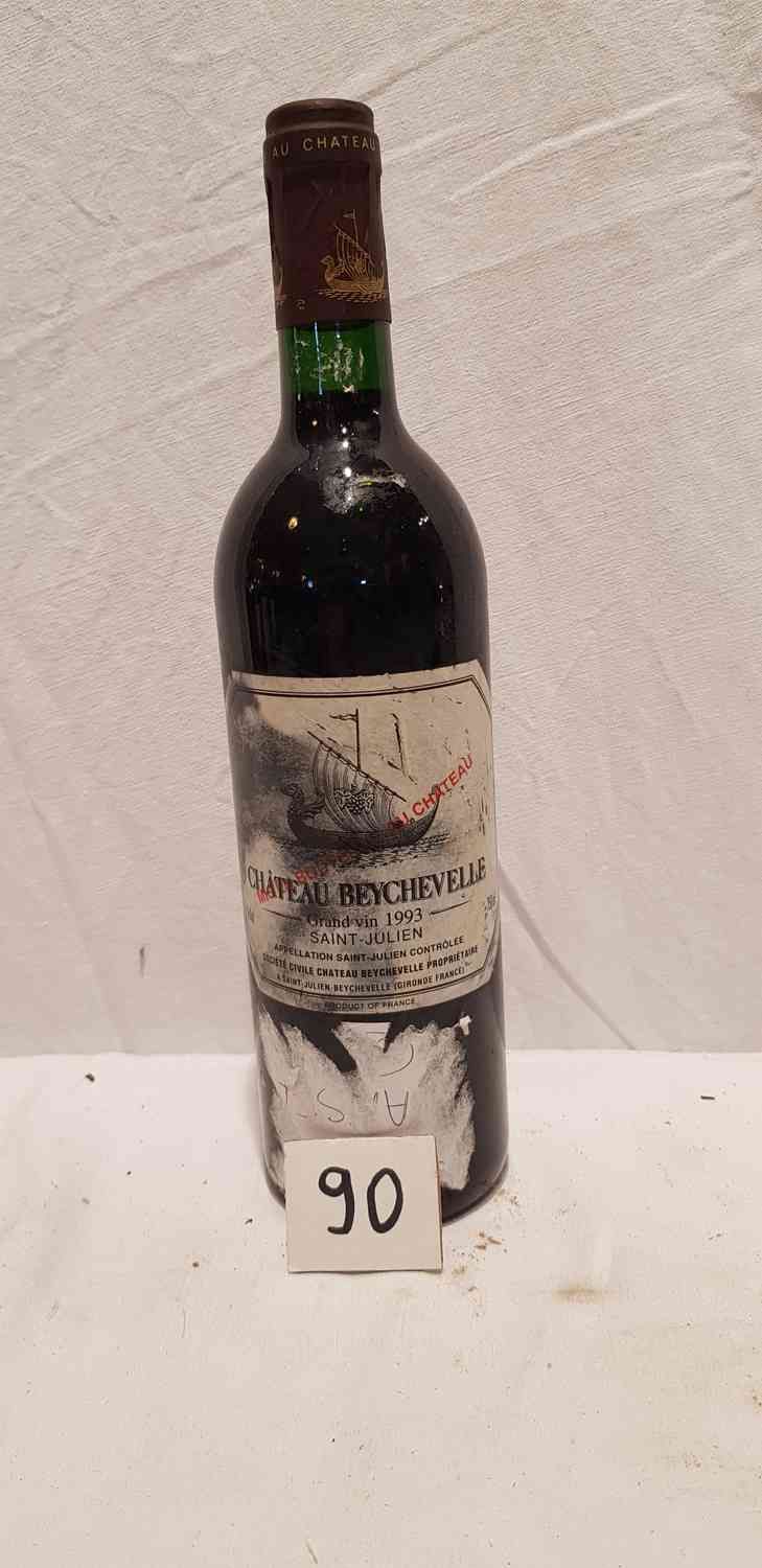 Null 1 bouteille château BEYCHEVELLE 1993 SAINT JULIEN. Etiquette très tachée. B&hellip;